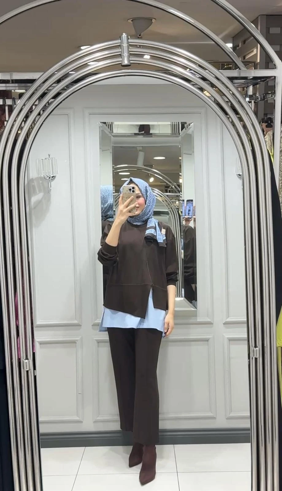 YEŞİM ÖZCAN SWEATSHIRT TAKIM