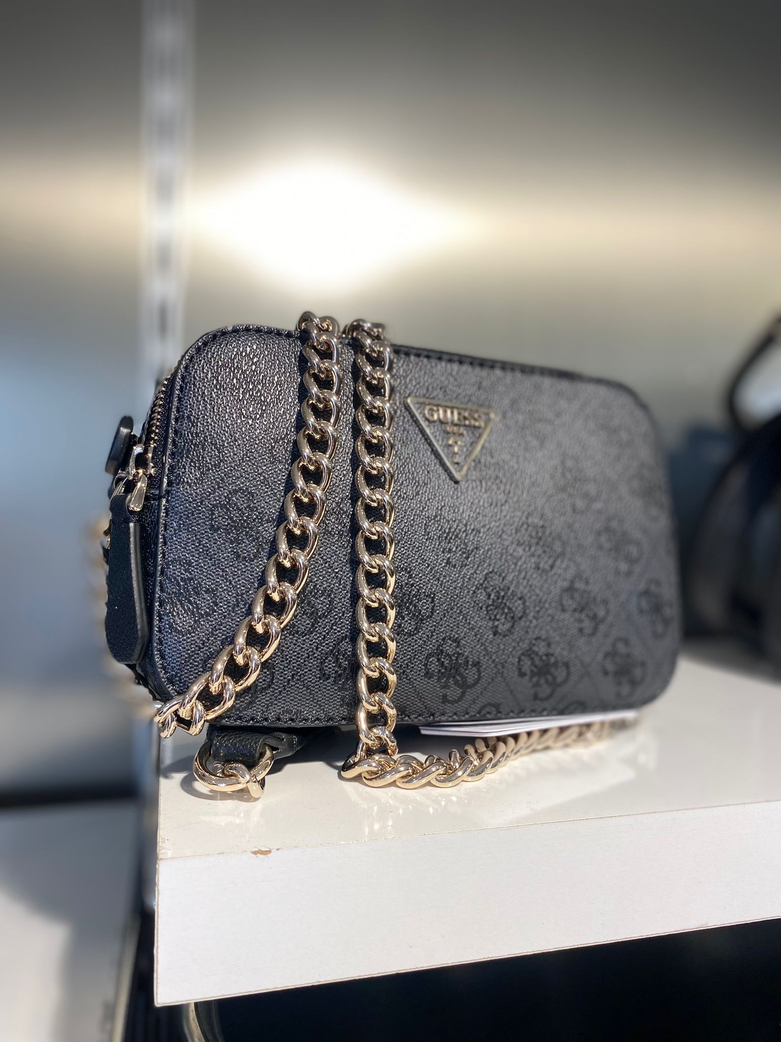 GUESS NOELLE CROSSBODY ÇANTA