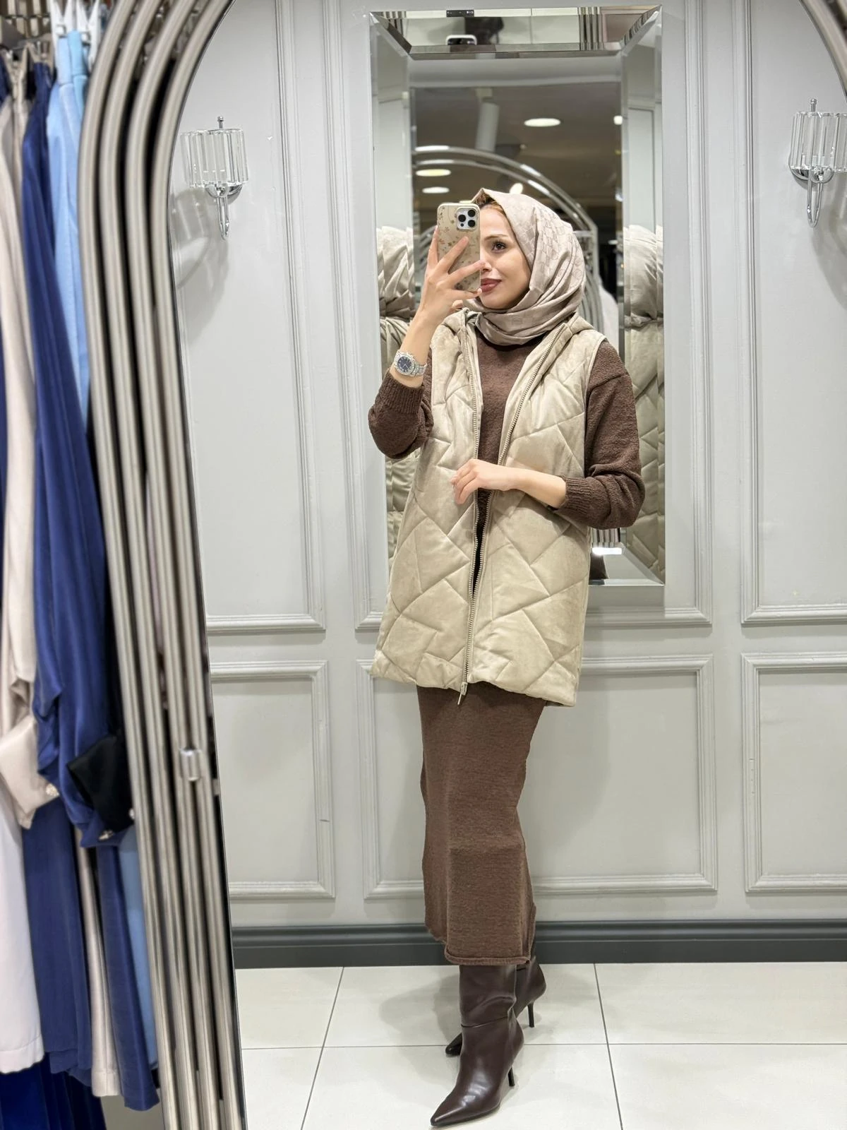 YEŞİM ÖZCAN YELEK - BEJ