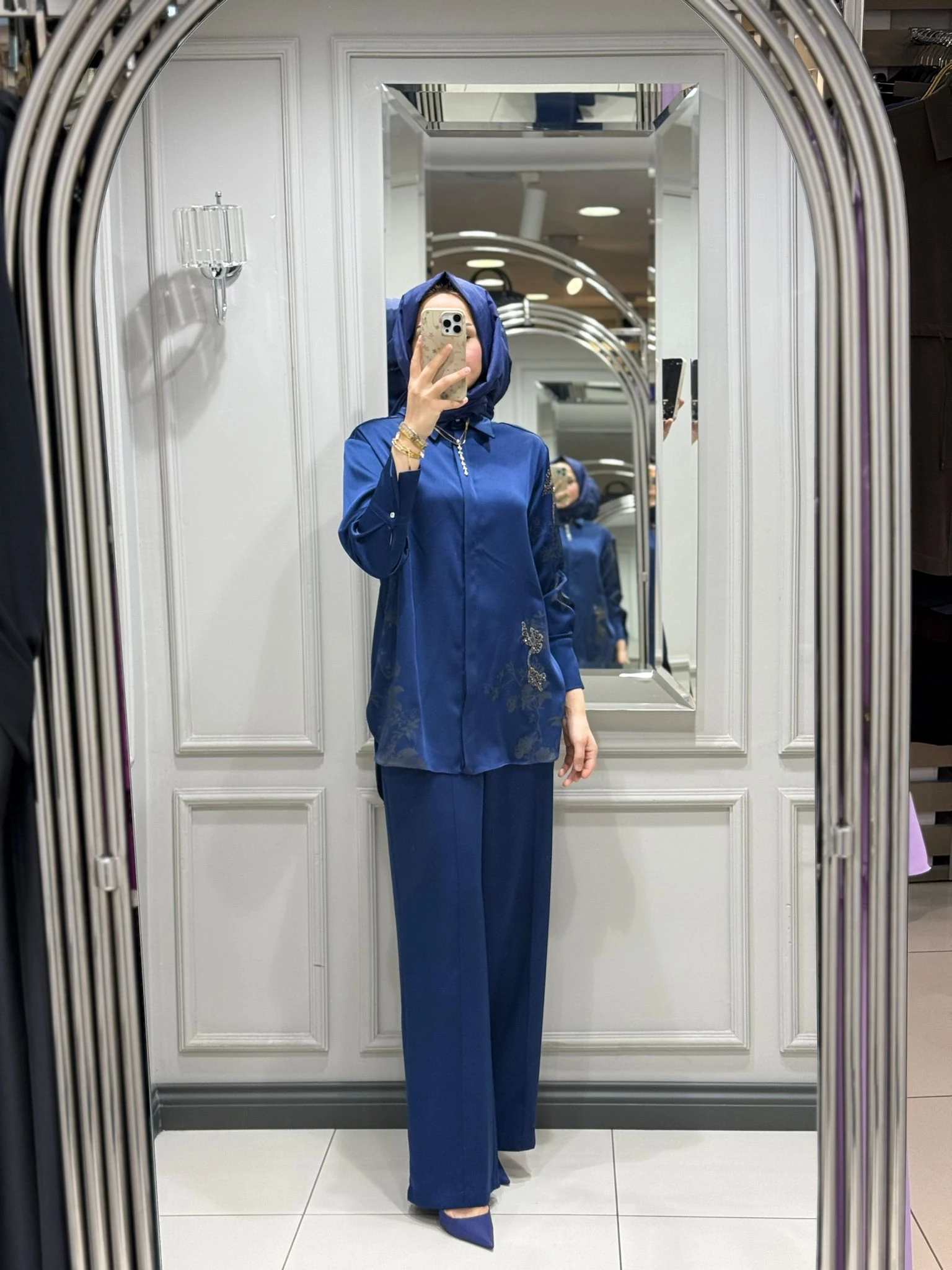 MY 312  BASKILI TAŞLI TAKIM - LACİ