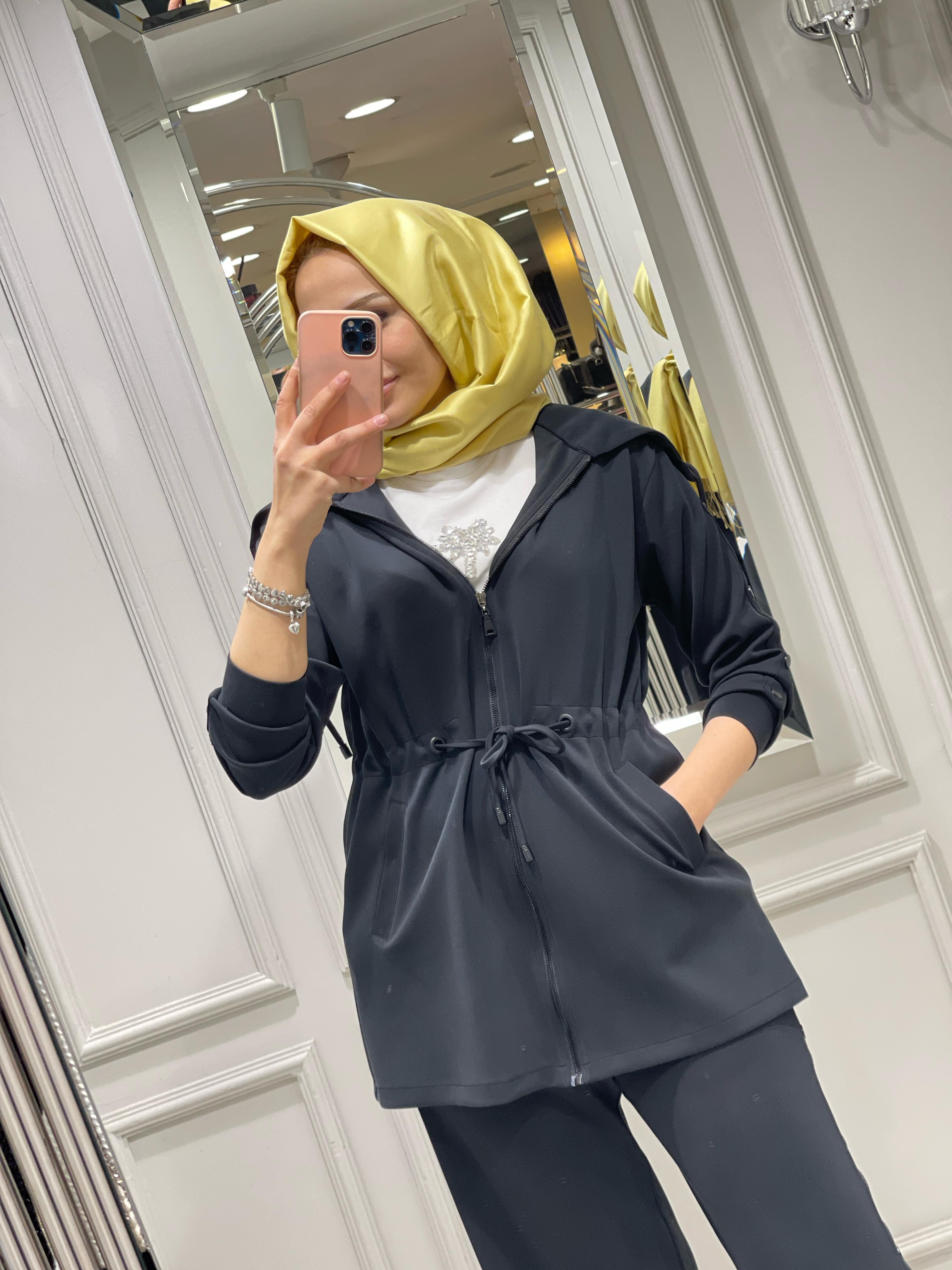 TIĞ TRİKO YAKASI VE BELİ TÜNELLİ TAKIM