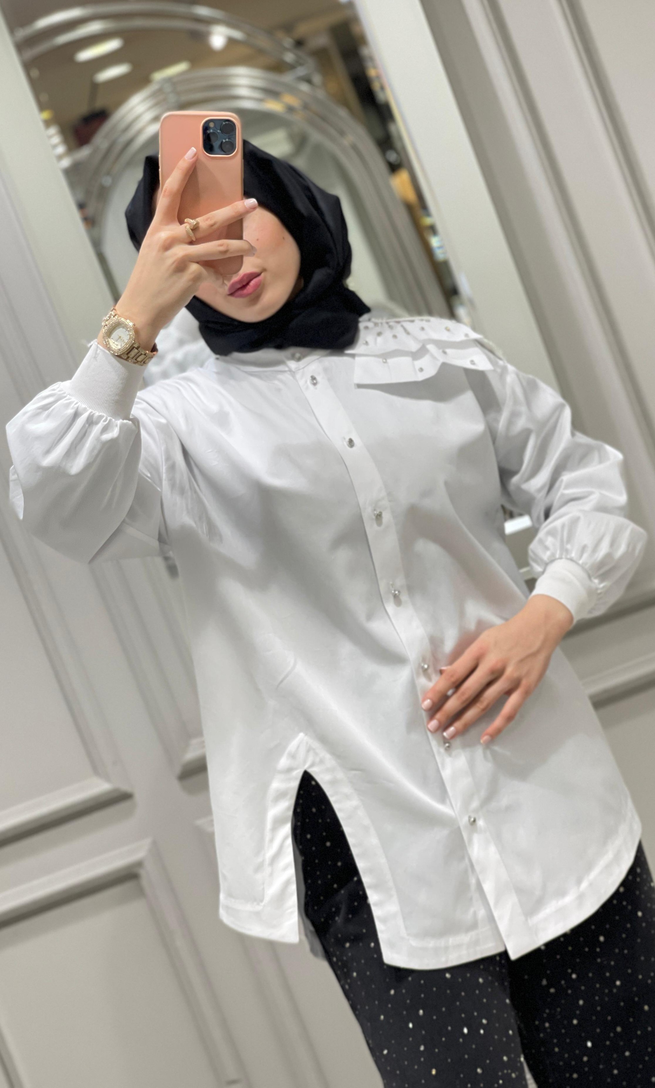 GHISA TUNIK