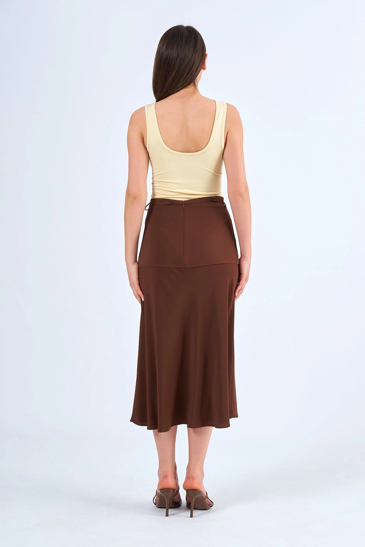 041020 KORSAJ GÖRÜNÜMLÜ MİDİ BOY ETEK