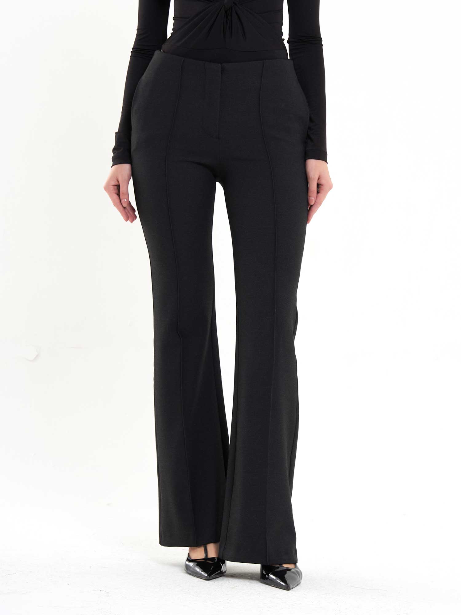 031596 Nervürlü Pantolon