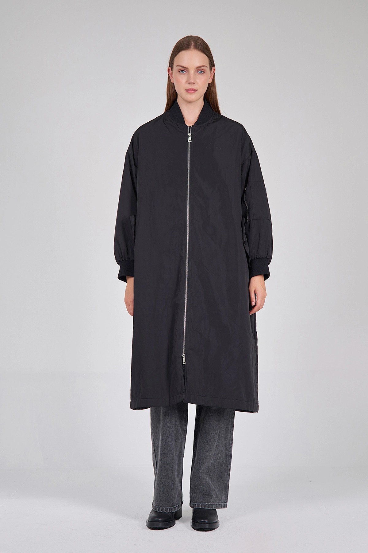 160676 Long Zippered Coat with Ribbed Collar