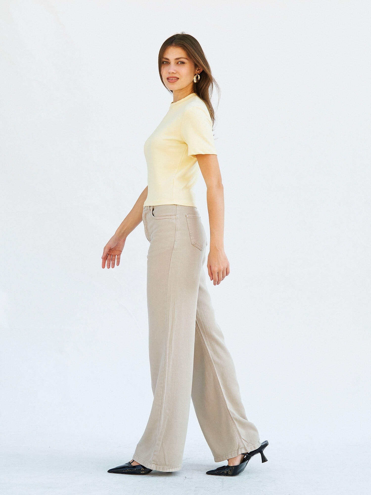 050643 KISA KOLLU CROP TSHIRT