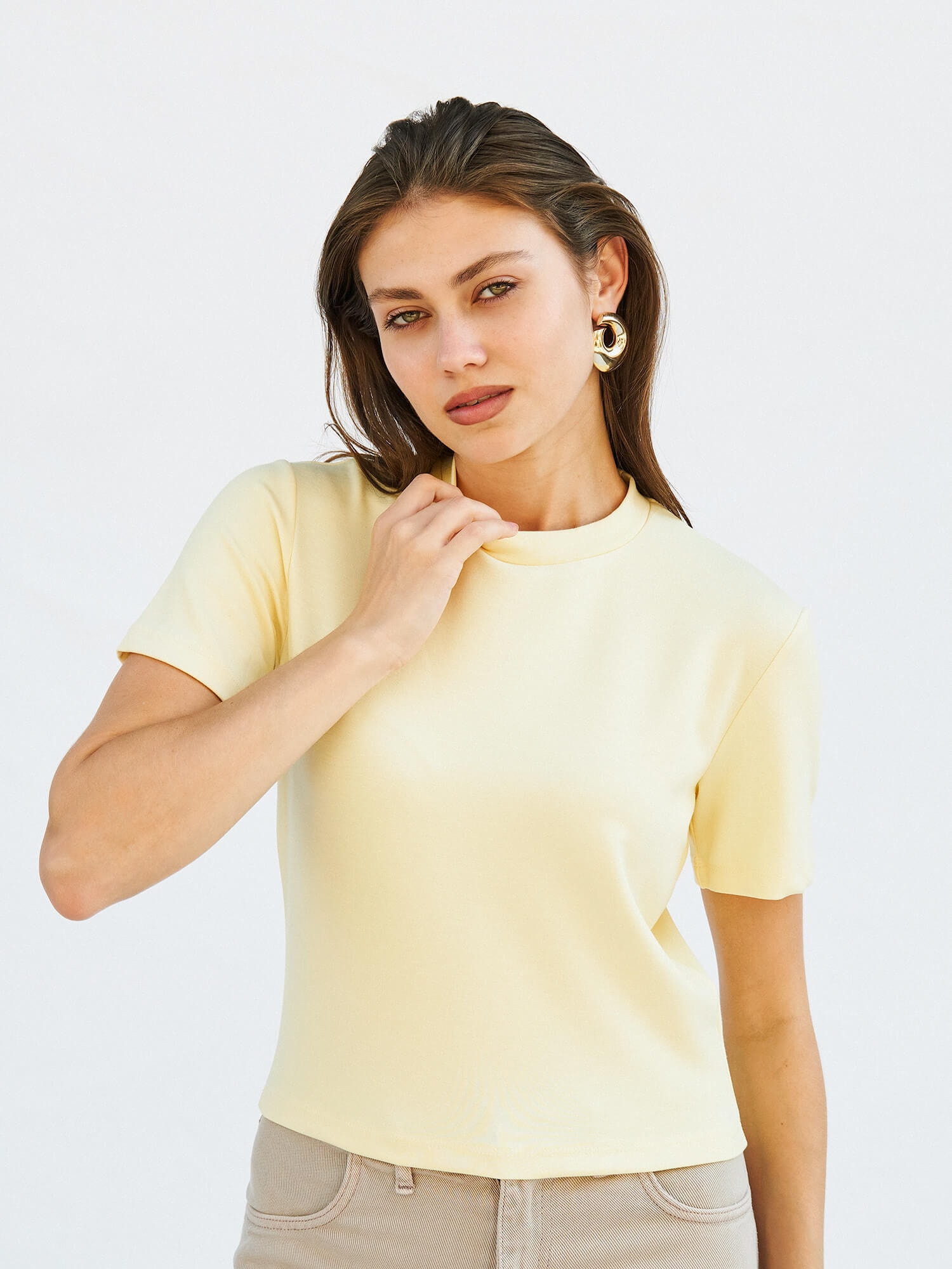 050643 KISA KOLLU CROP TSHIRT
