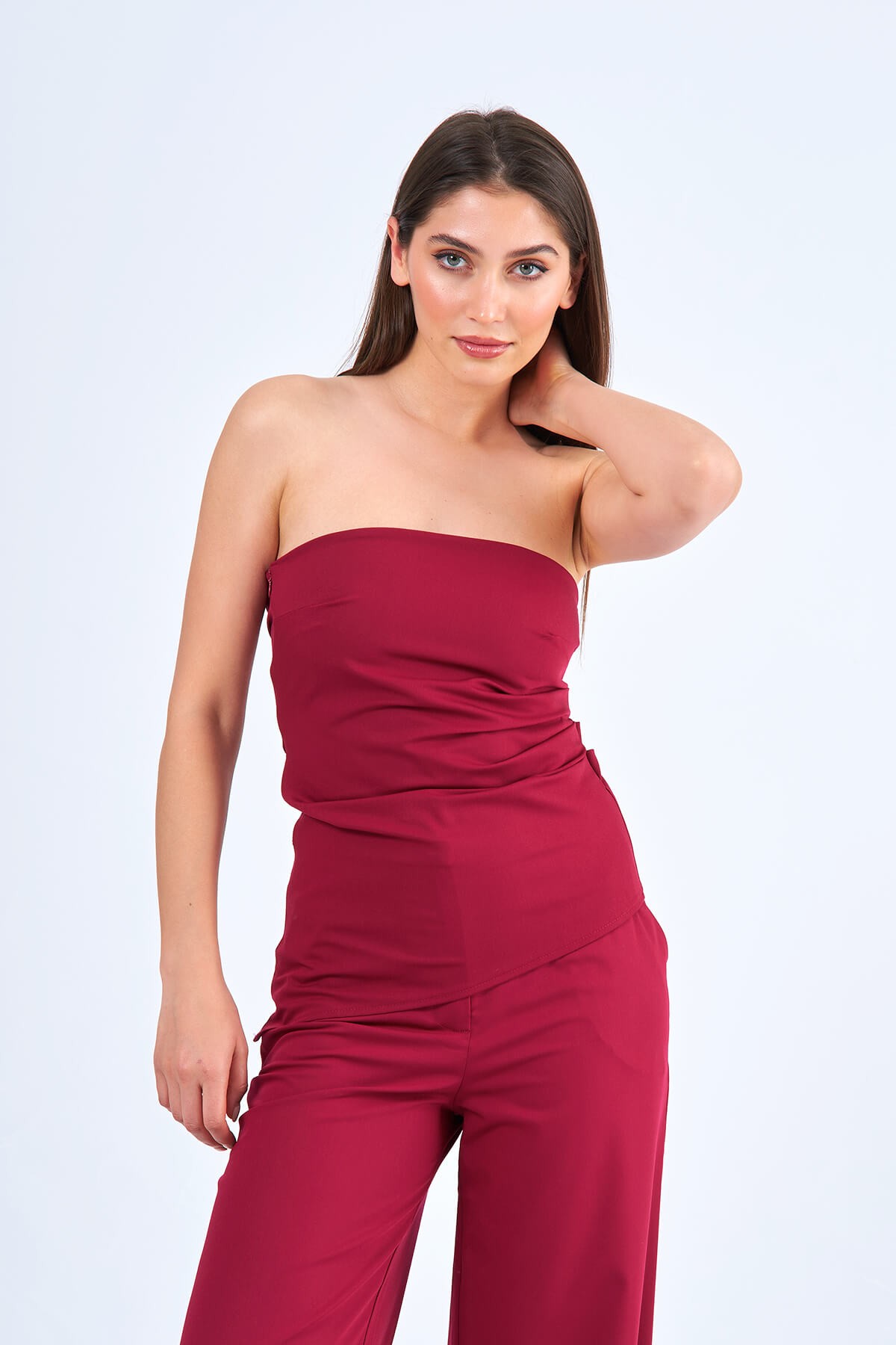 060281 ASİMETRİK KESİM STRAPLEZ BLUZ