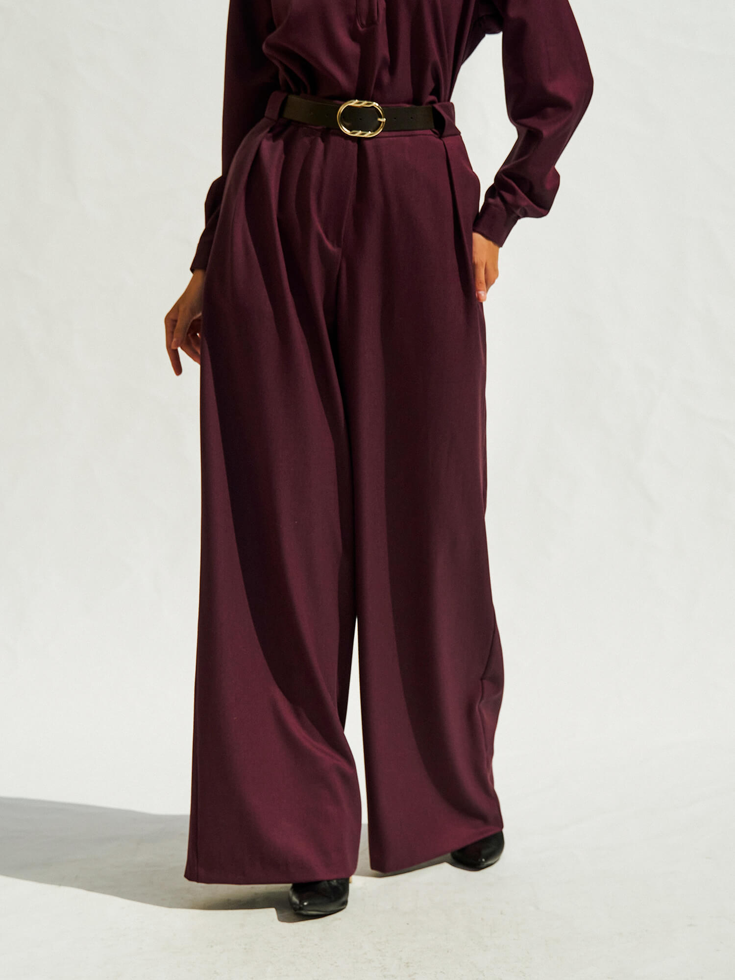 031571 Kemer Detaylı Pileli Pantolon