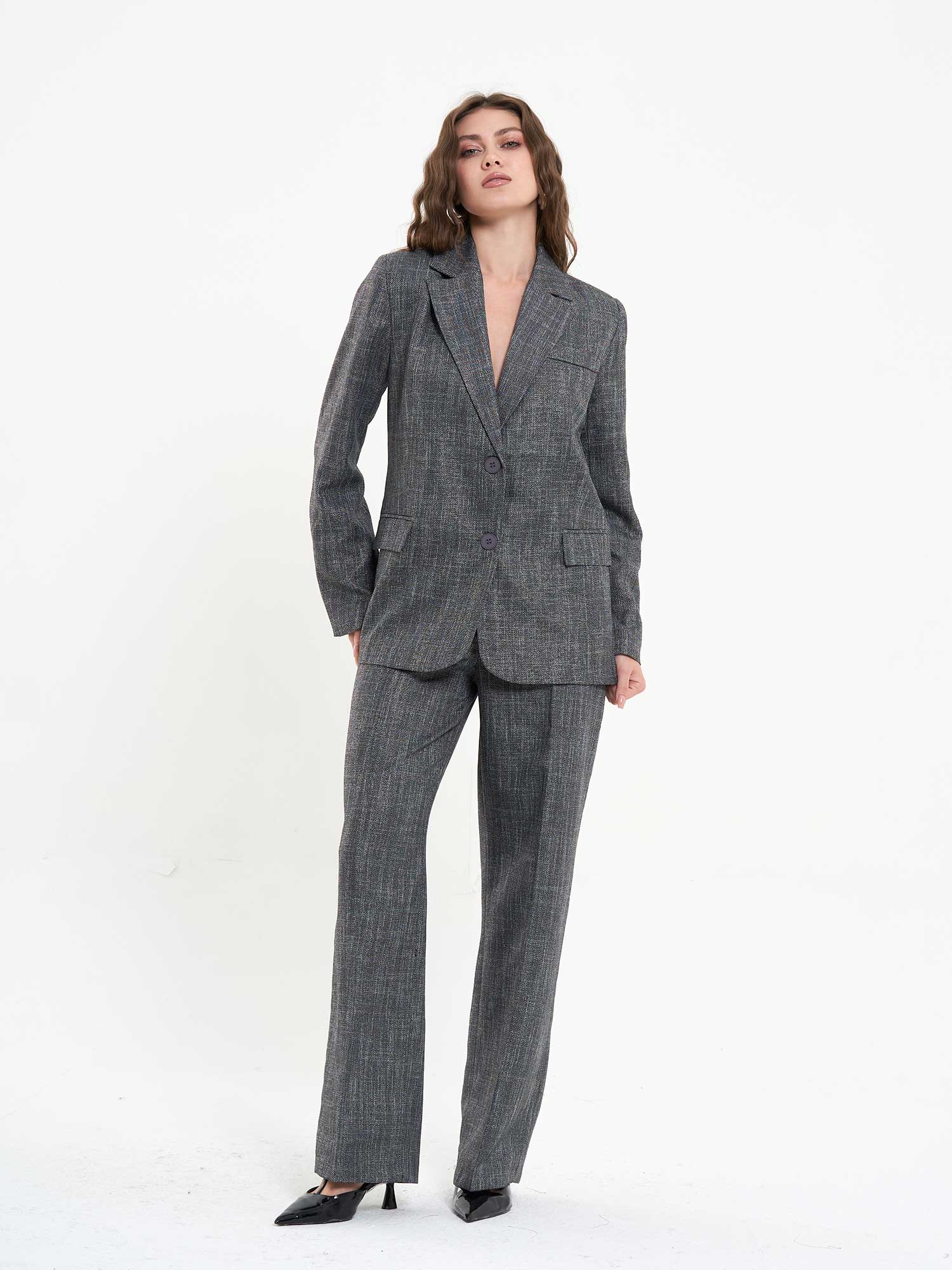 220580 Arka Etek Ucu Yırtmaçlı Ceket Takım