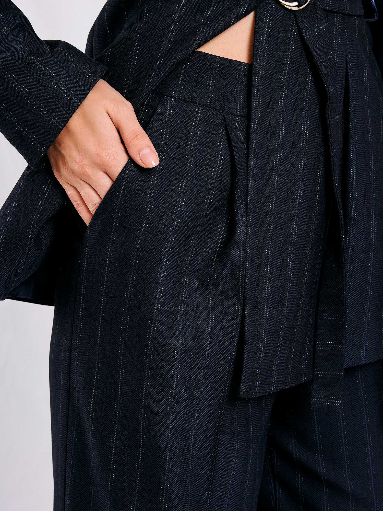 031580 Wide Leg Trousers with Side Pockets