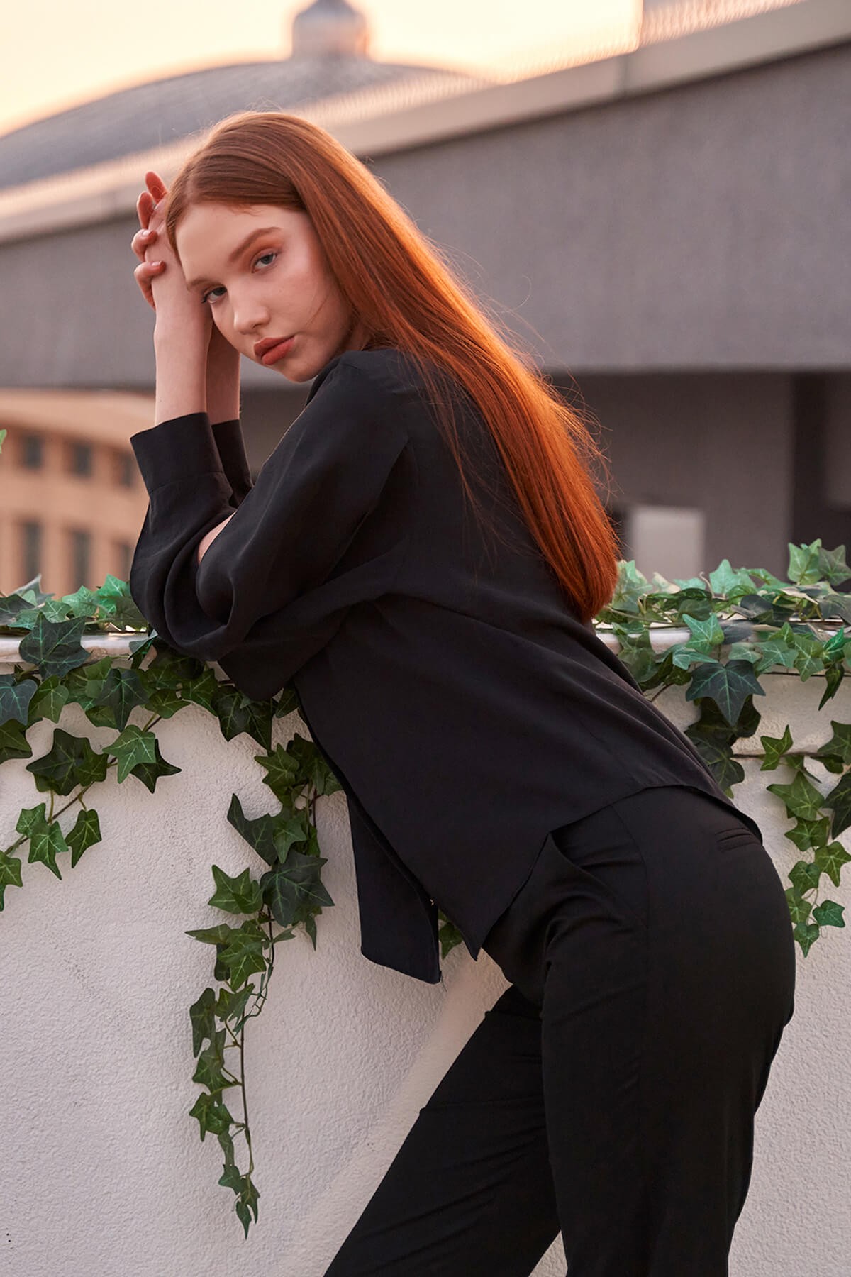 080619 AÇIK KOL DETAYLI GÖMLEK