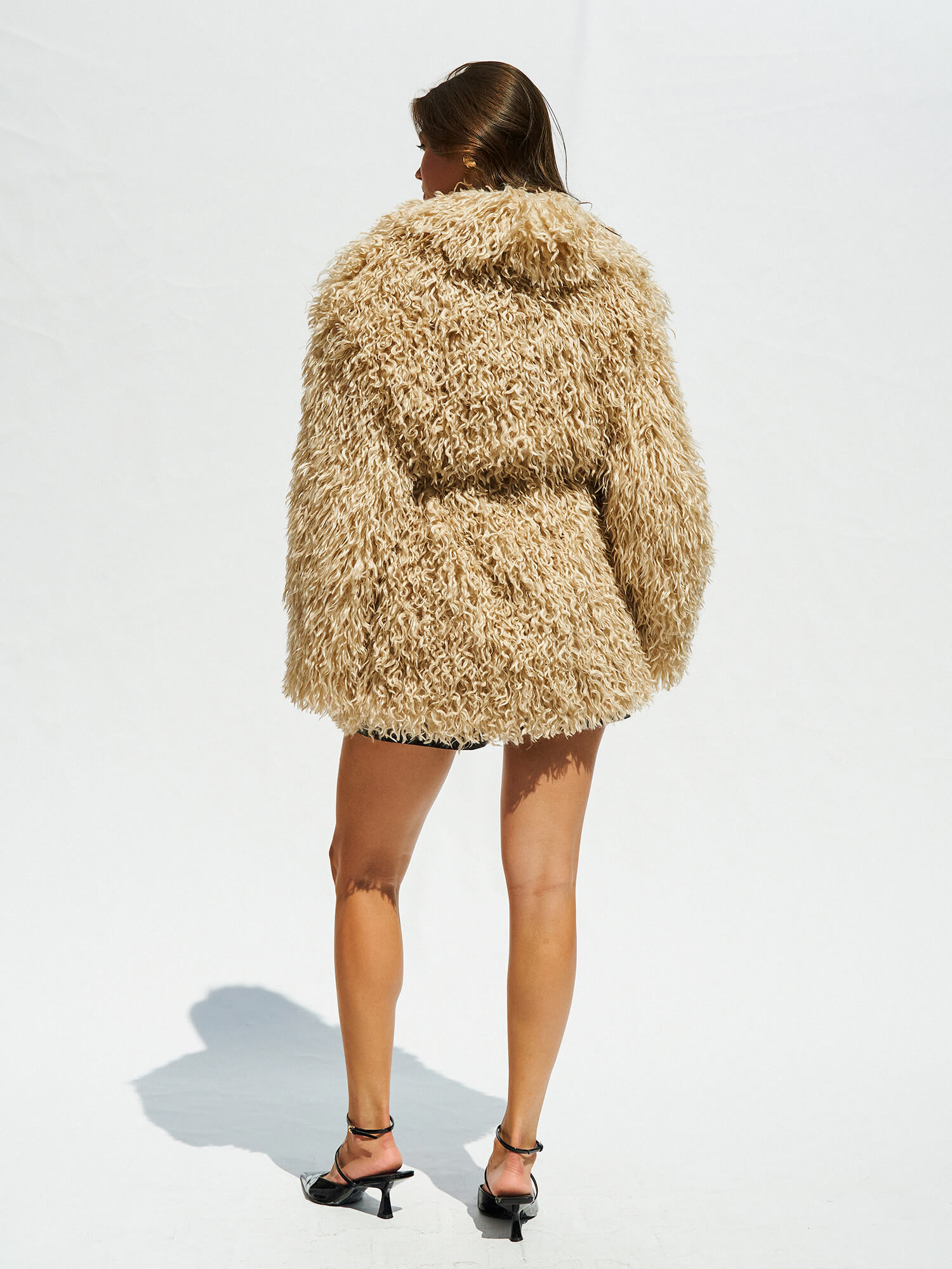 170502 Geniş Yaka Uzun Kürk