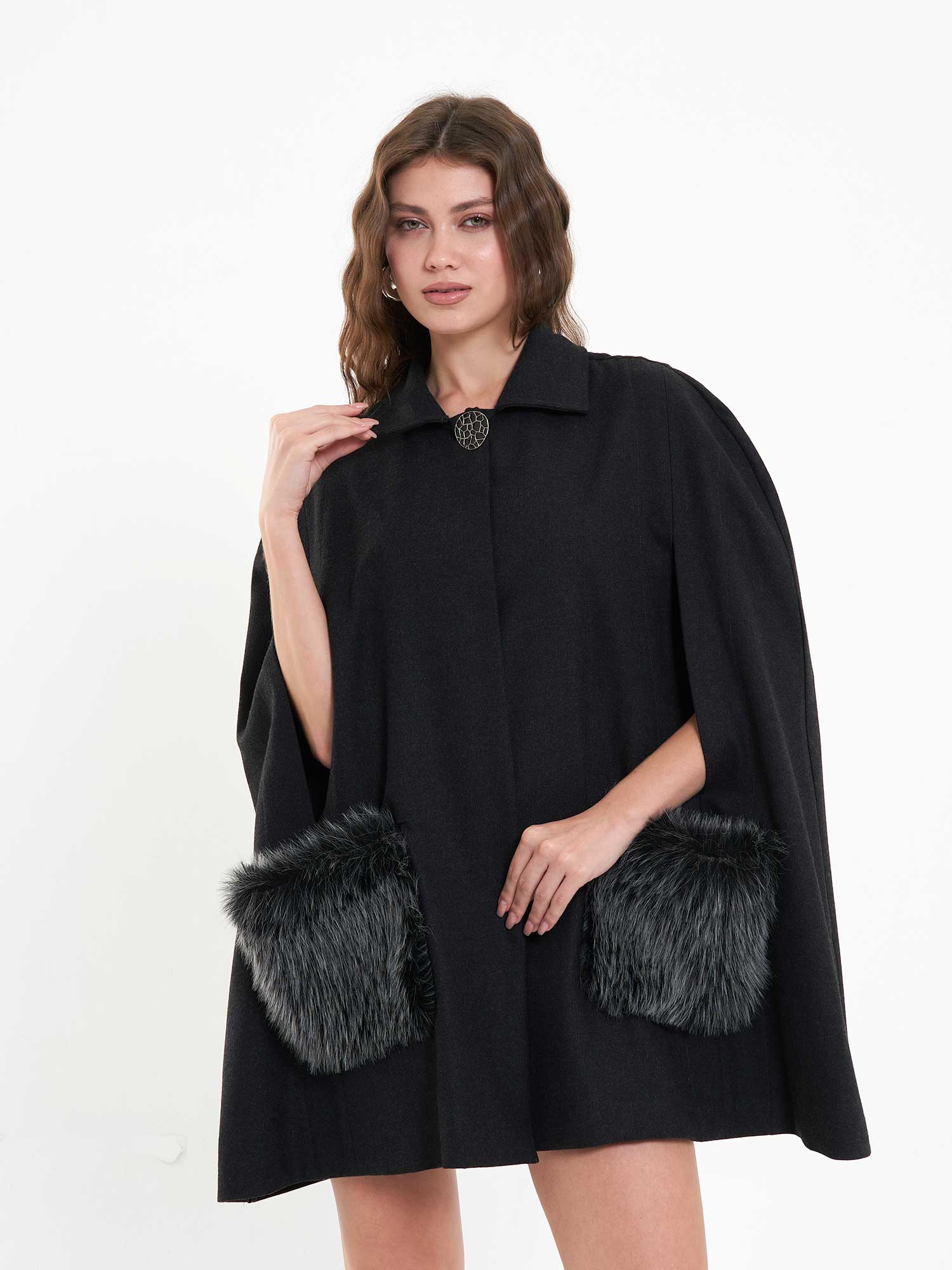 210024 Cepleri Kürk Detaylı Panço