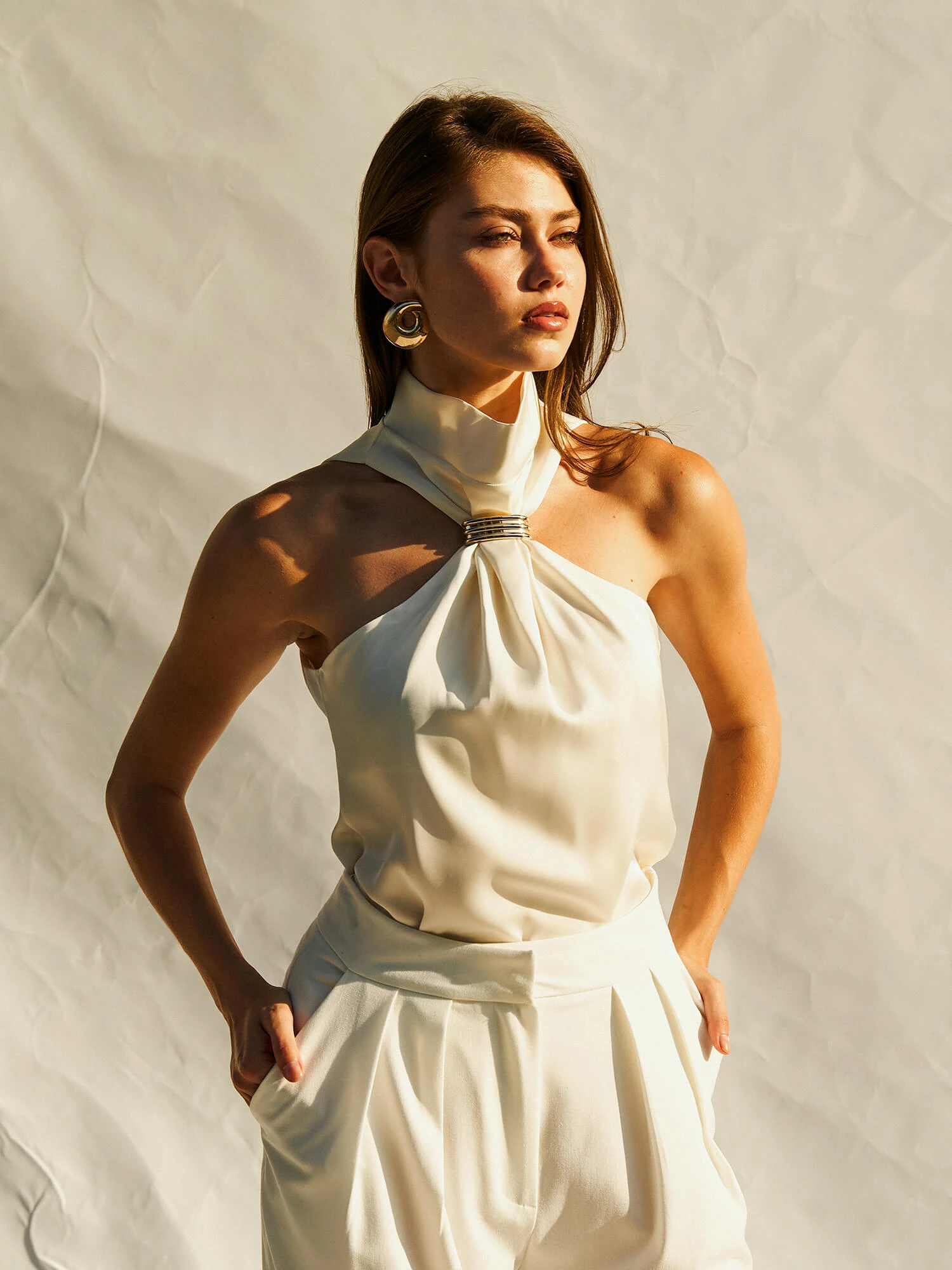 071773 Tokalı Saten Bluz