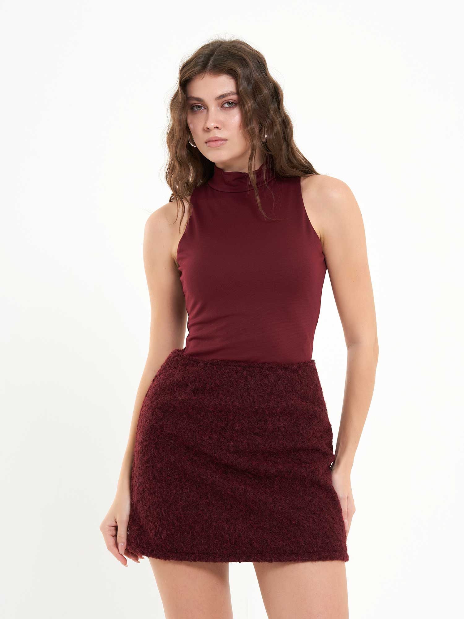 071784 Boğazlı Kolsuz Bodysuit