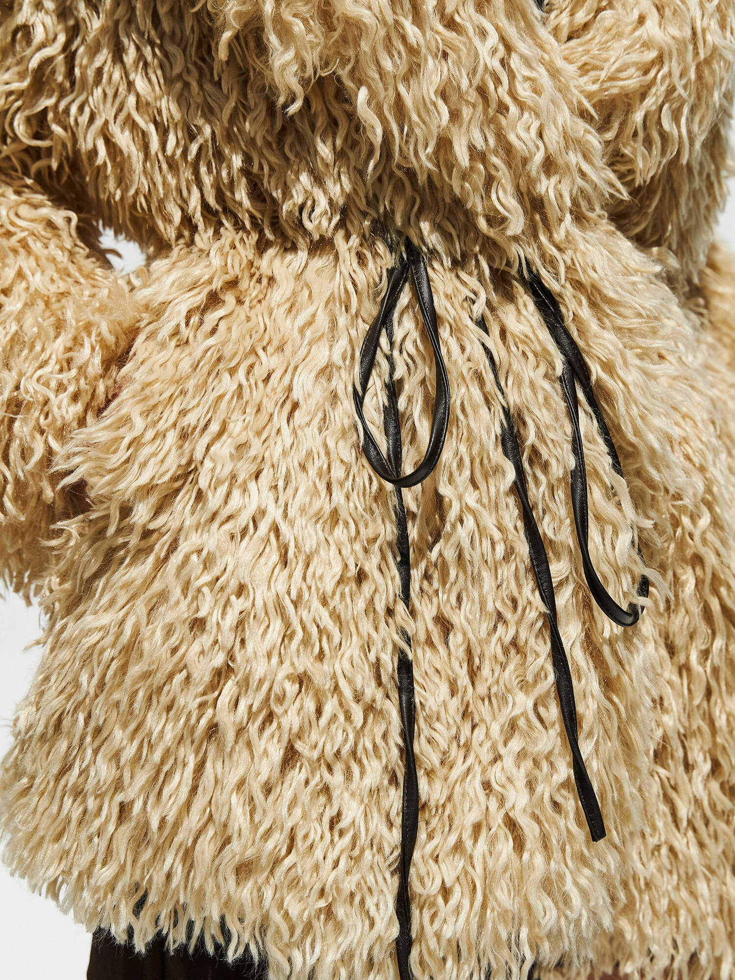 170502 Geniş Yaka Uzun Kürk