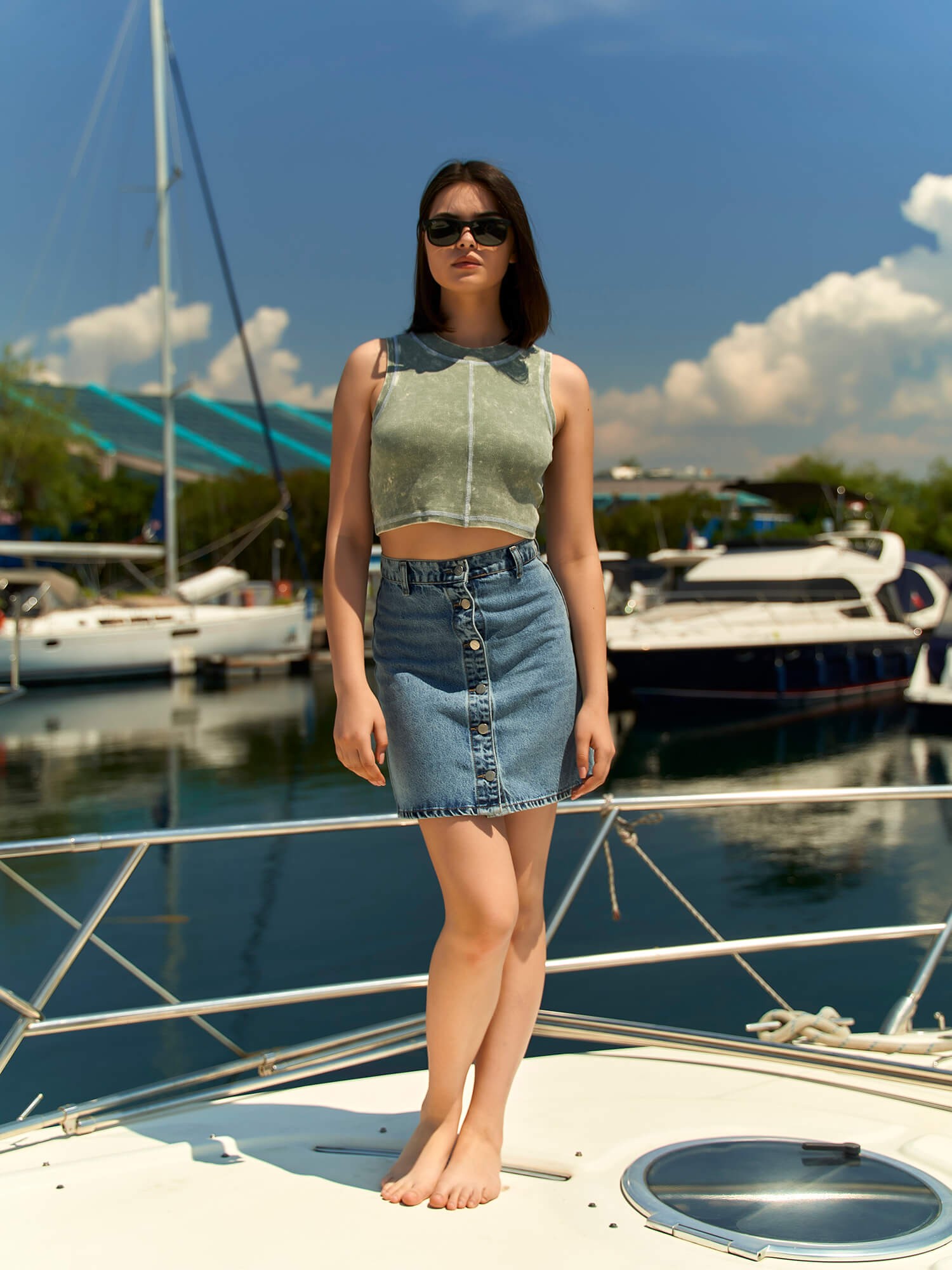 060174 Kara Dikiş Detaylı Crop - Haki