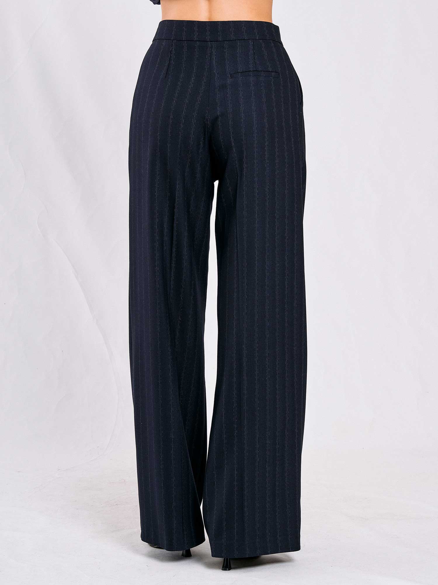 031580 Wide Leg Trousers with Side Pockets