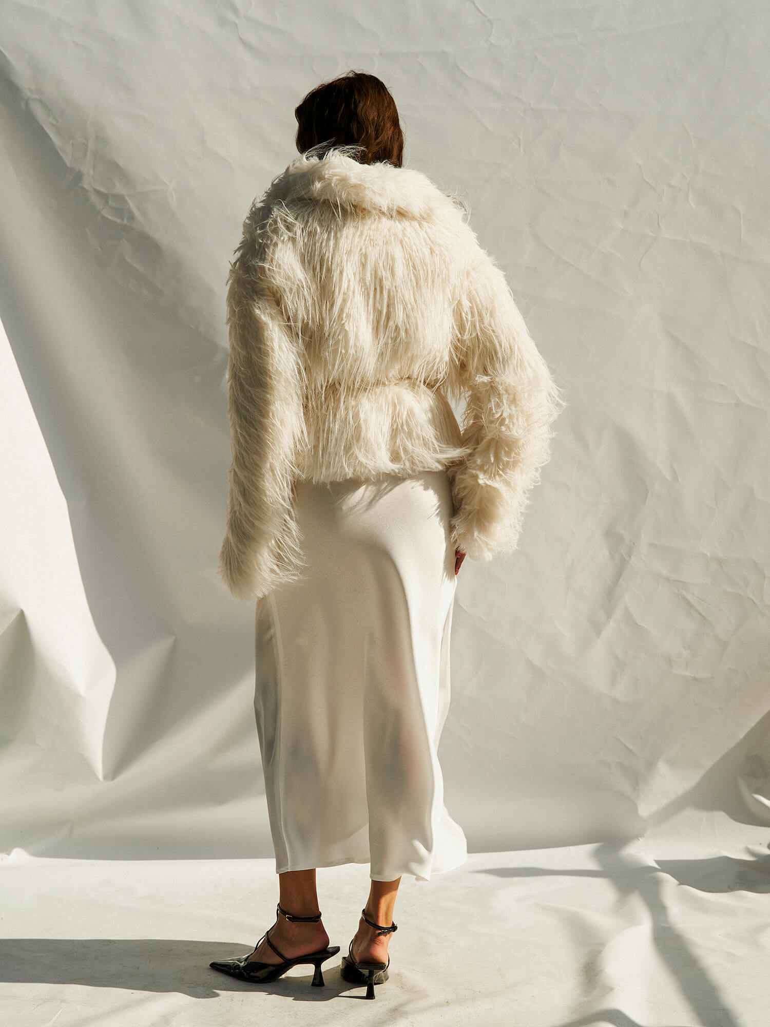 170503 Geniş Yaka Kısa Kürk