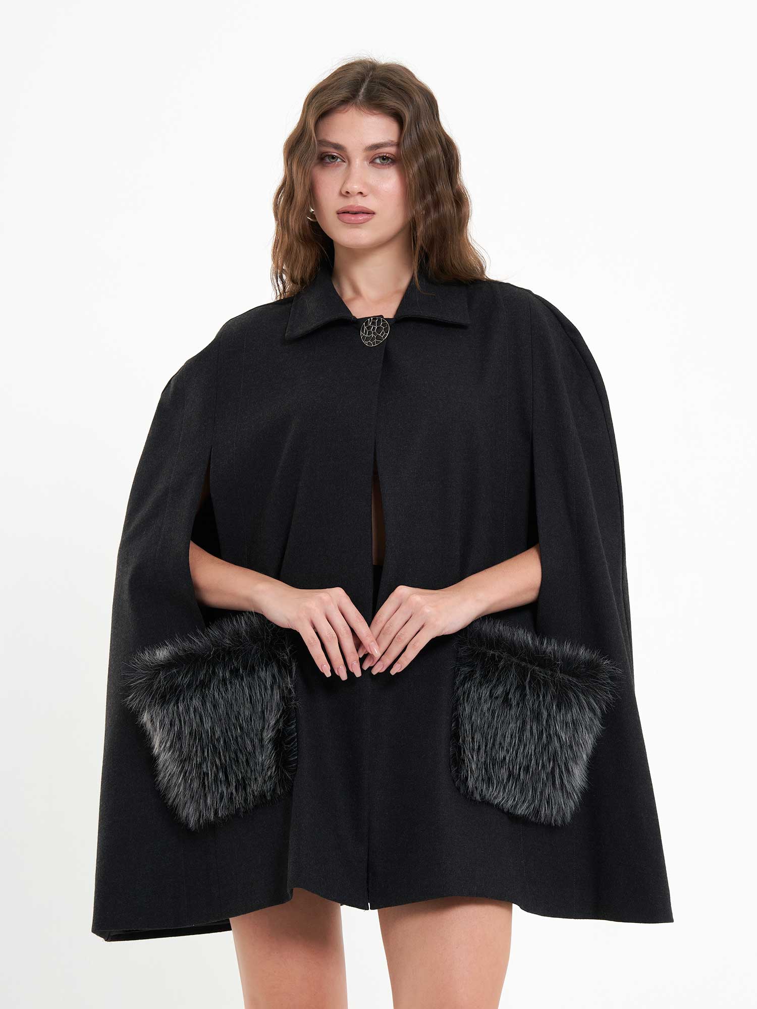 210024 Cepleri Kürk Detaylı Panço