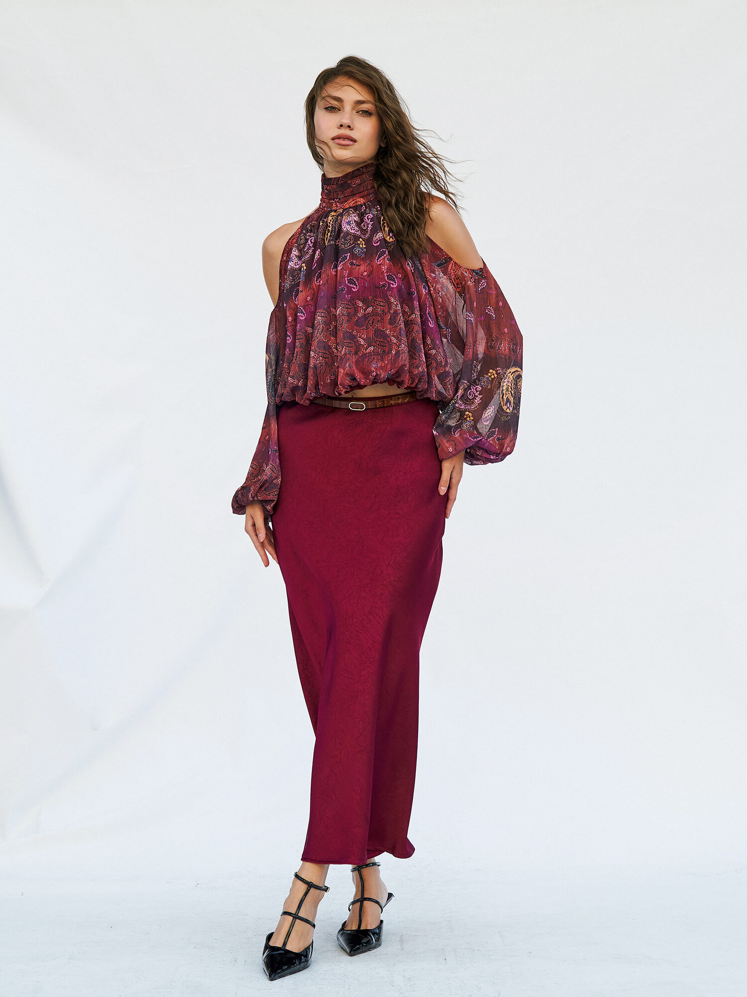 041096 Beli Kemerli Saten Etek