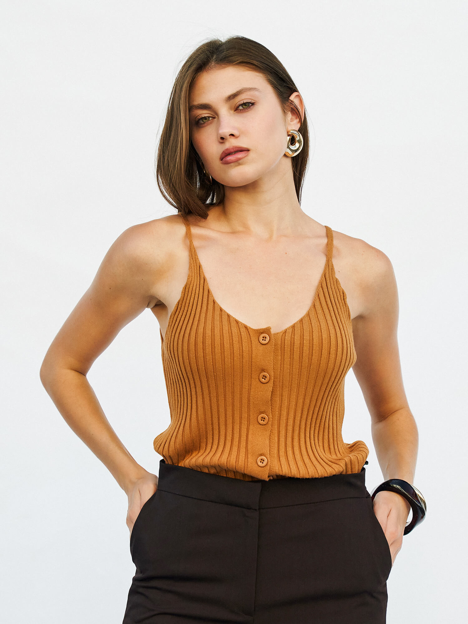 071740 Önü Düğmeli Askılı Triko