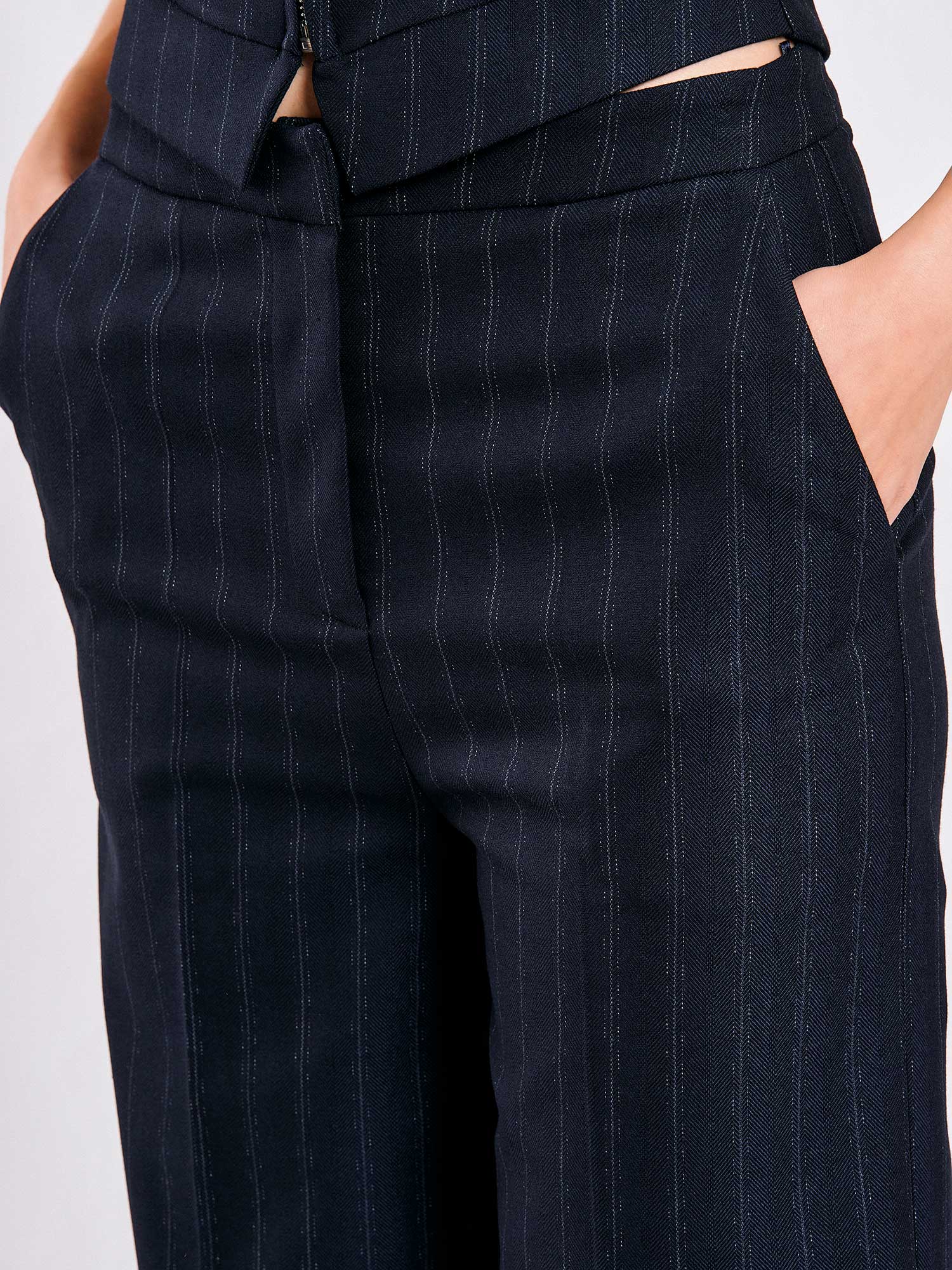 031581 Çizgili Yandan Cepli Pantolon