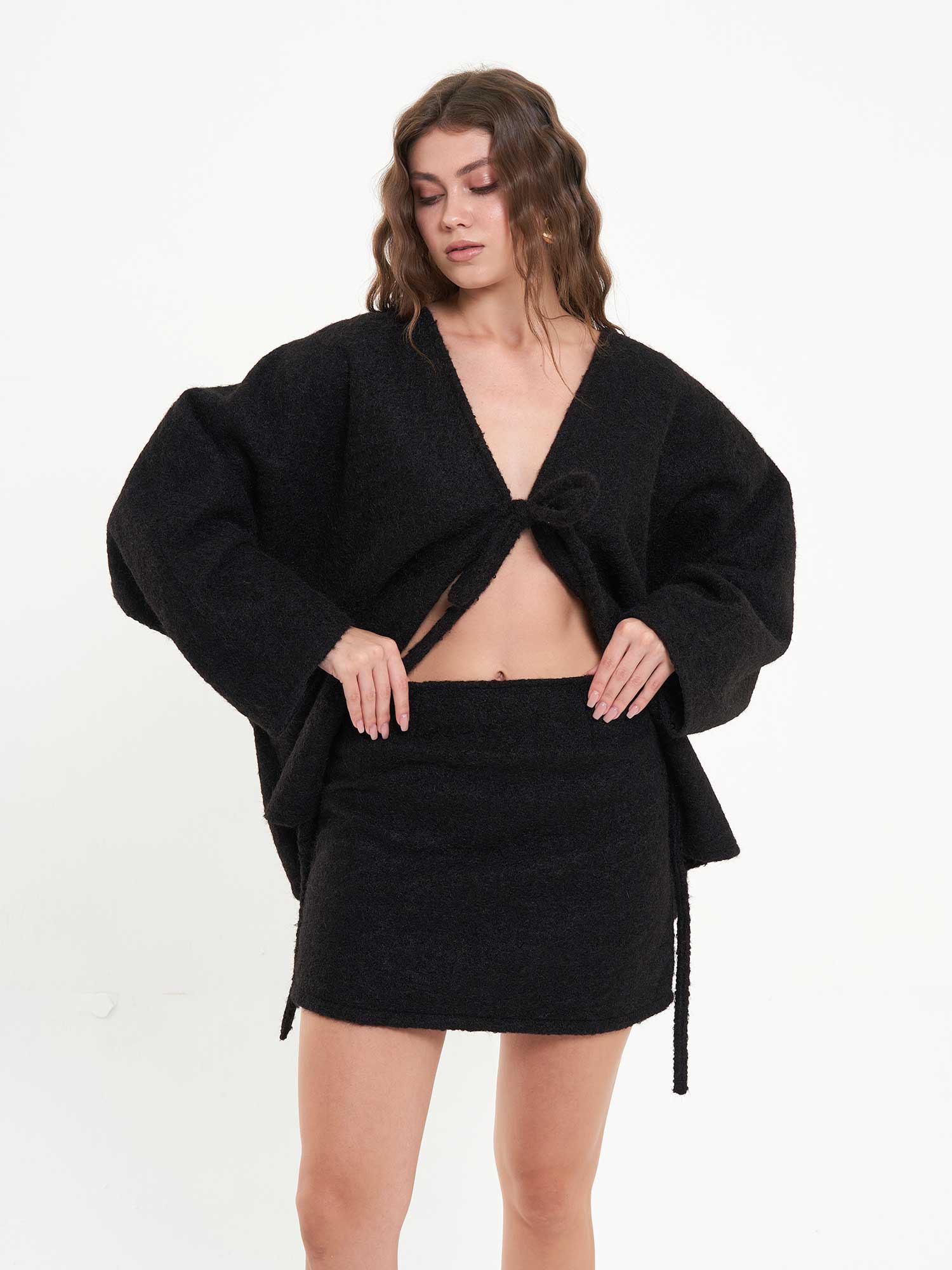 220595 Önü Bağlamalı Etek Takım