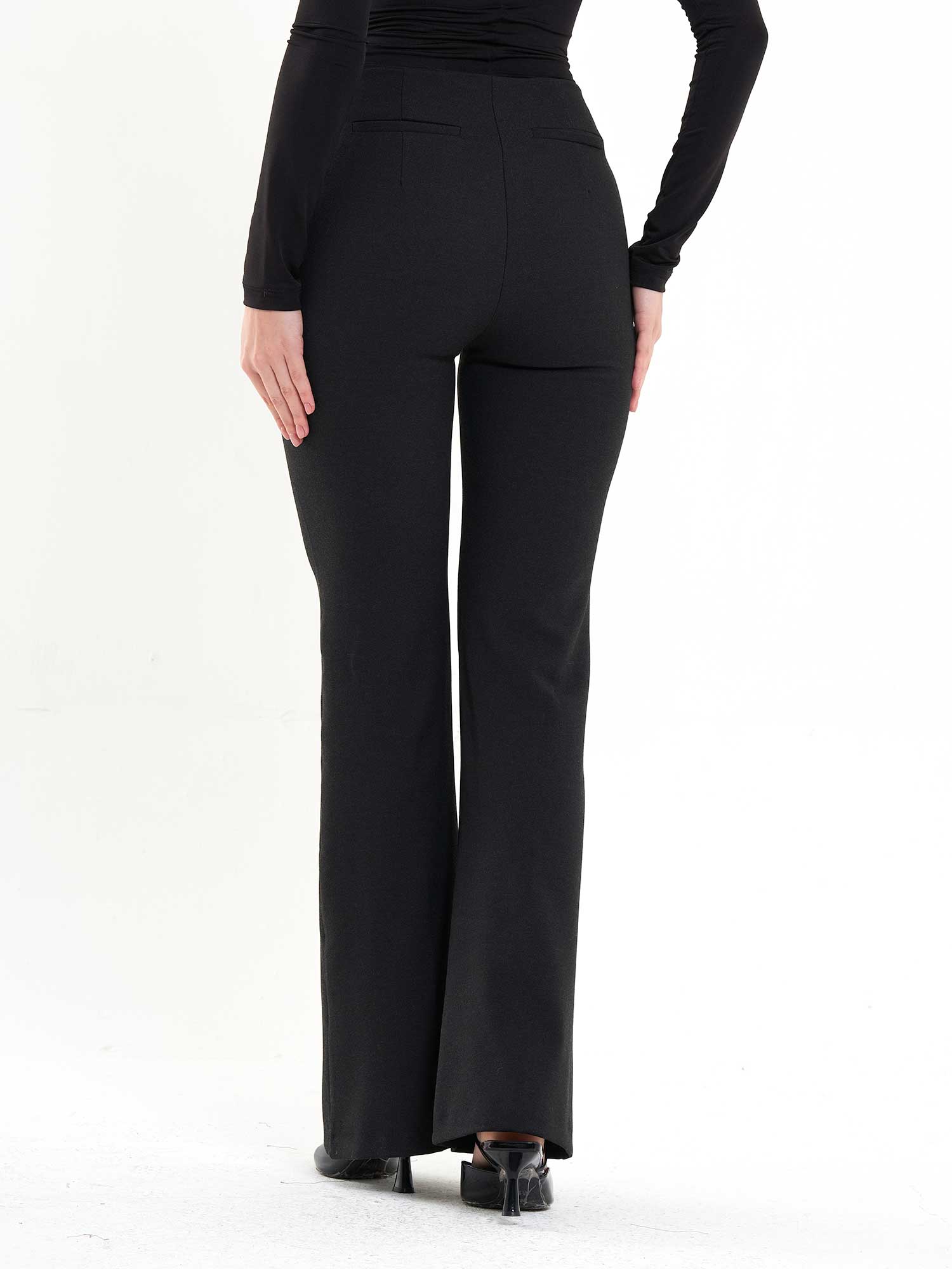 031596 Nervürlü Pantolon