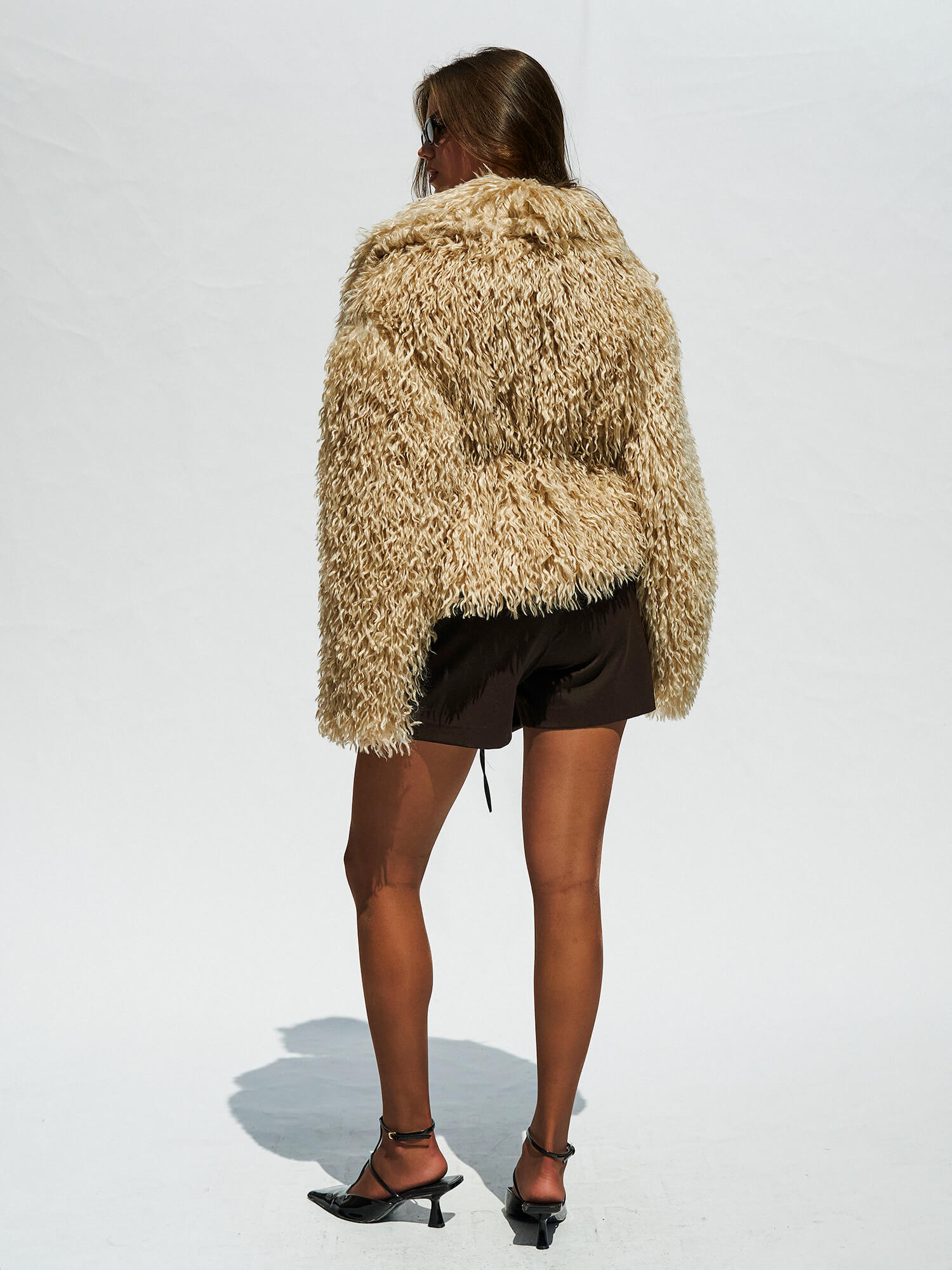 170501 Kısa Geniş Yaka Kürk