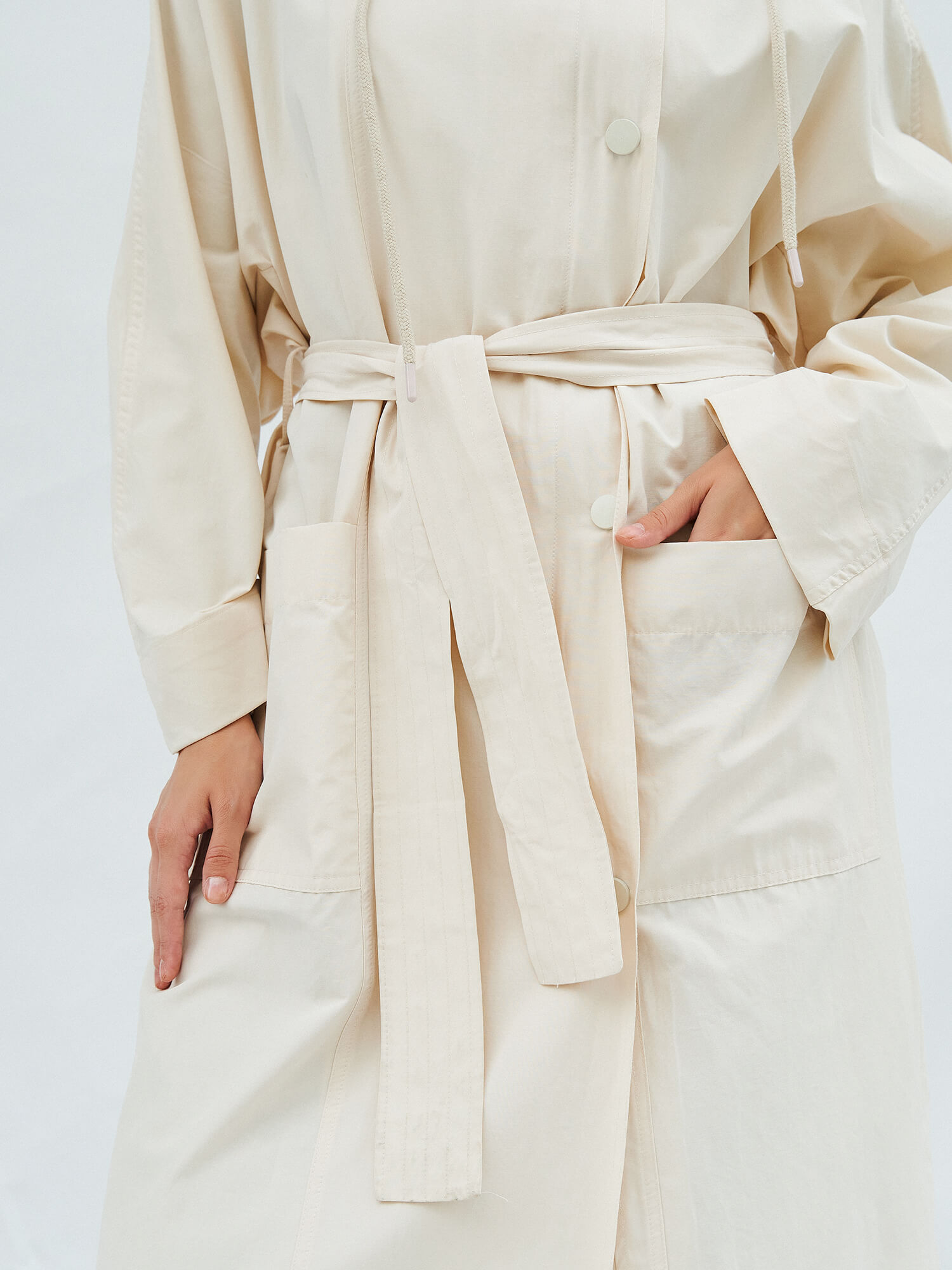 250344 Kapüşonlu Uzun Yağmurluk