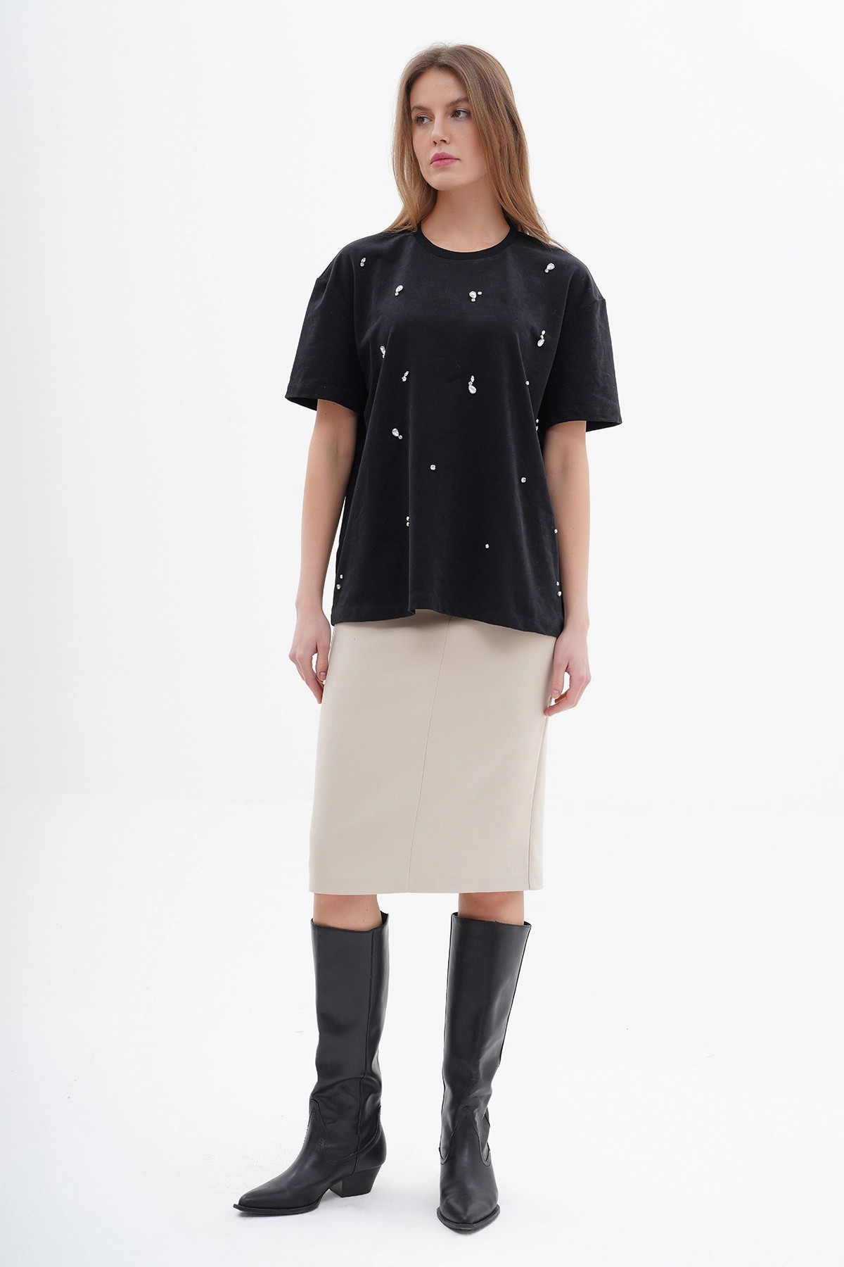 050554 Oversize T-shirt with Stone Detail