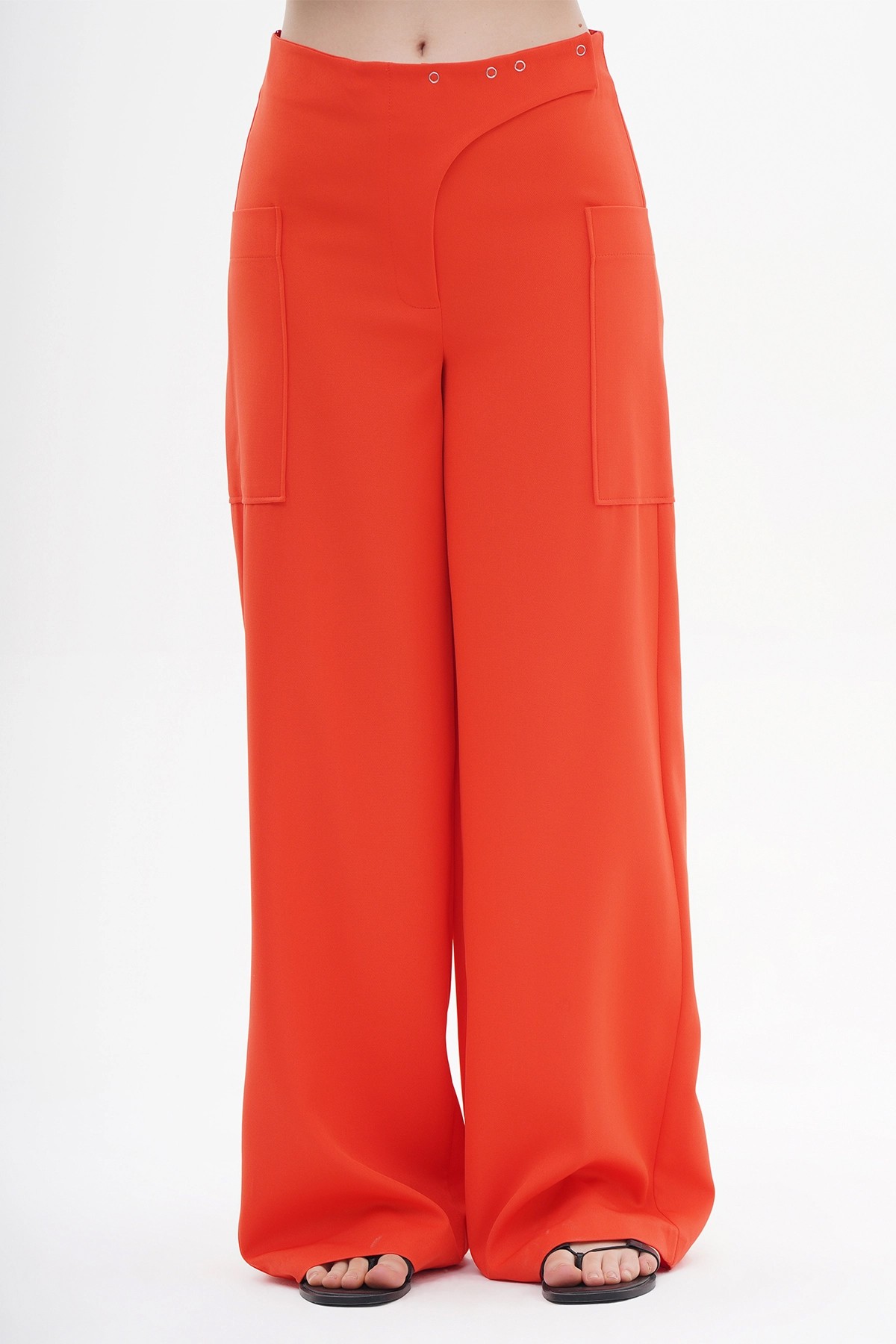 031139 Full Length Wıde Leg Pants Wıth Baby Press Button And Asymmetrıcal Closıng