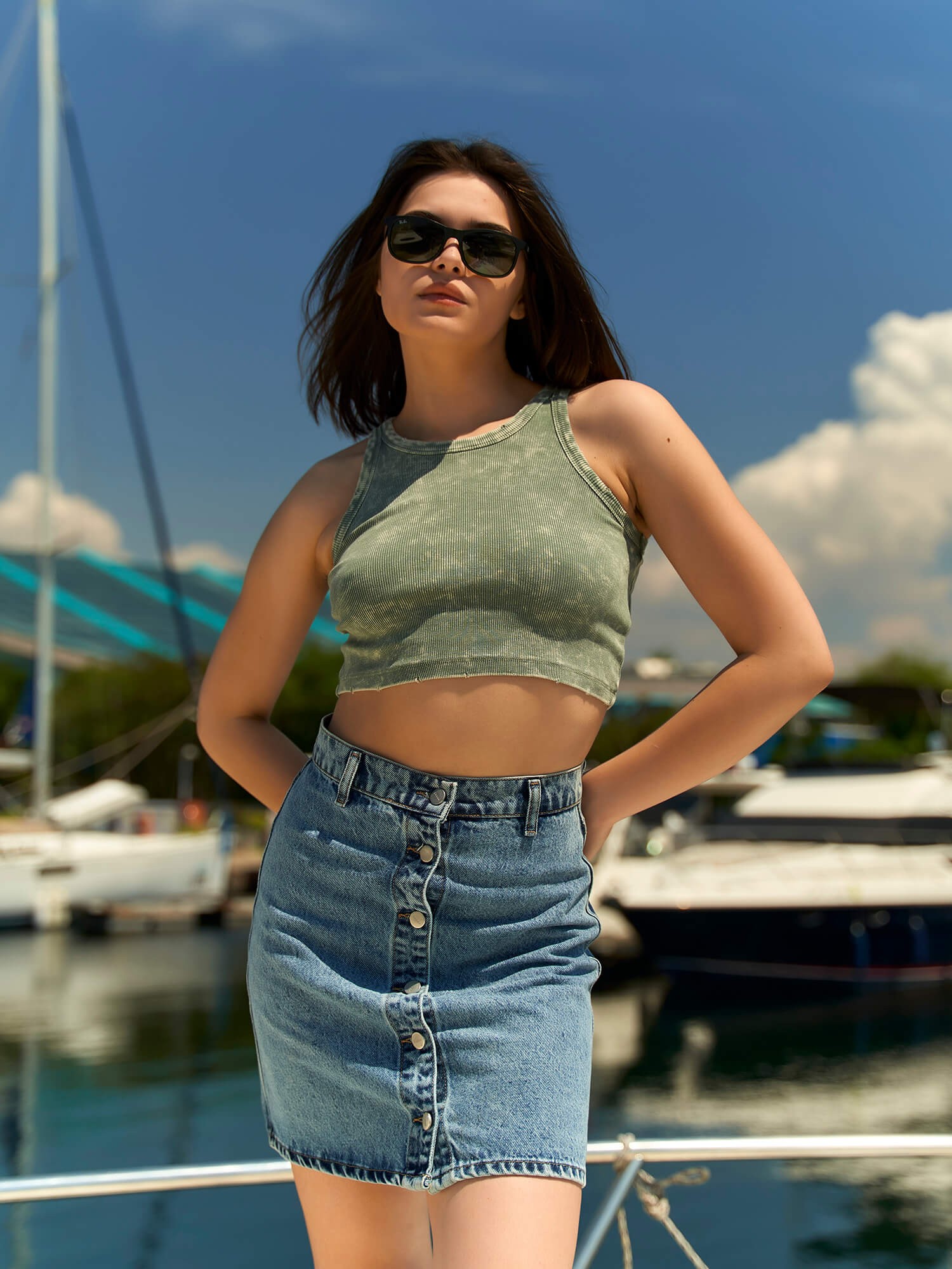 060168 - Kaki