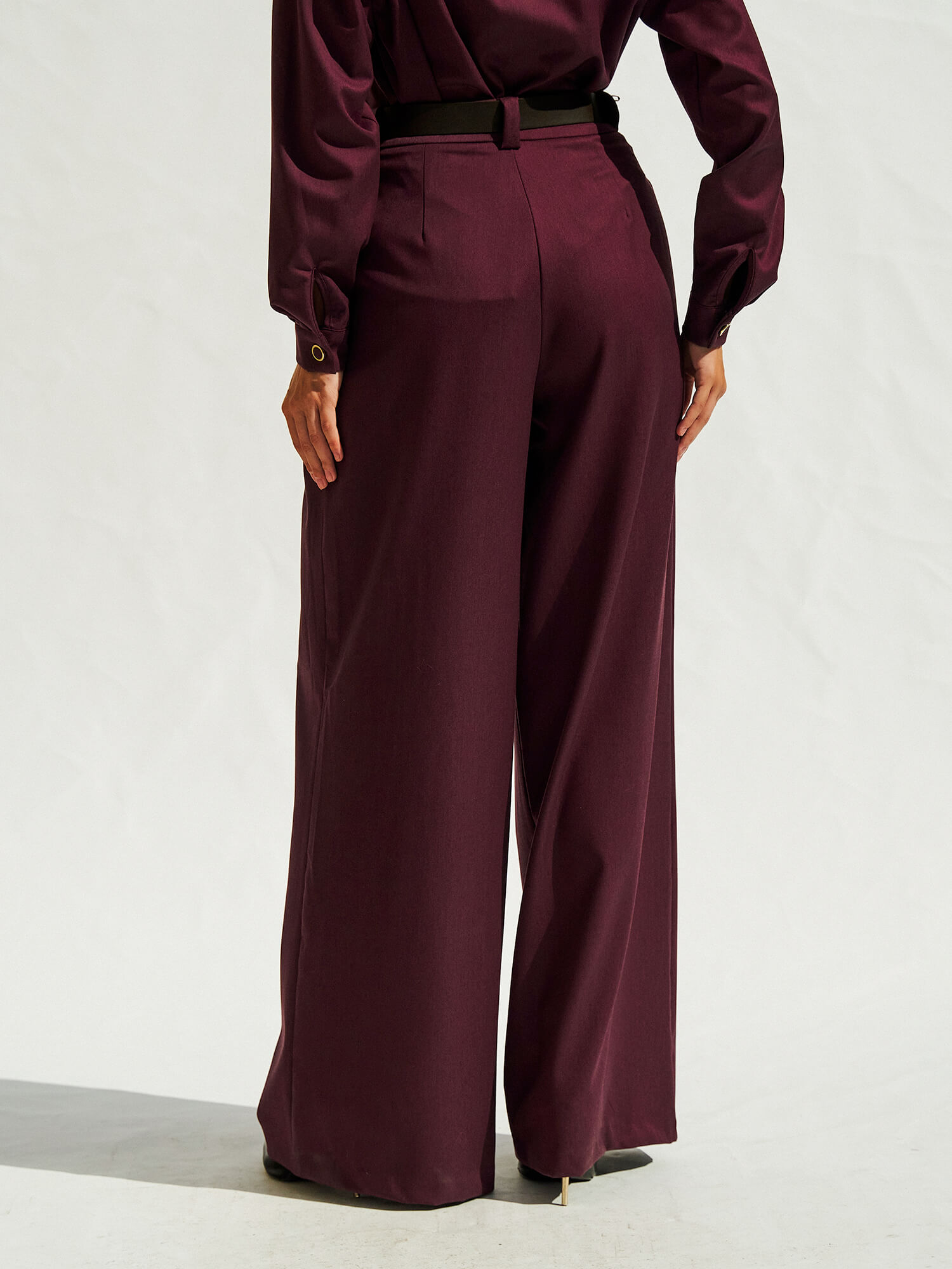 031571 Kemer Detaylı Pileli Pantolon