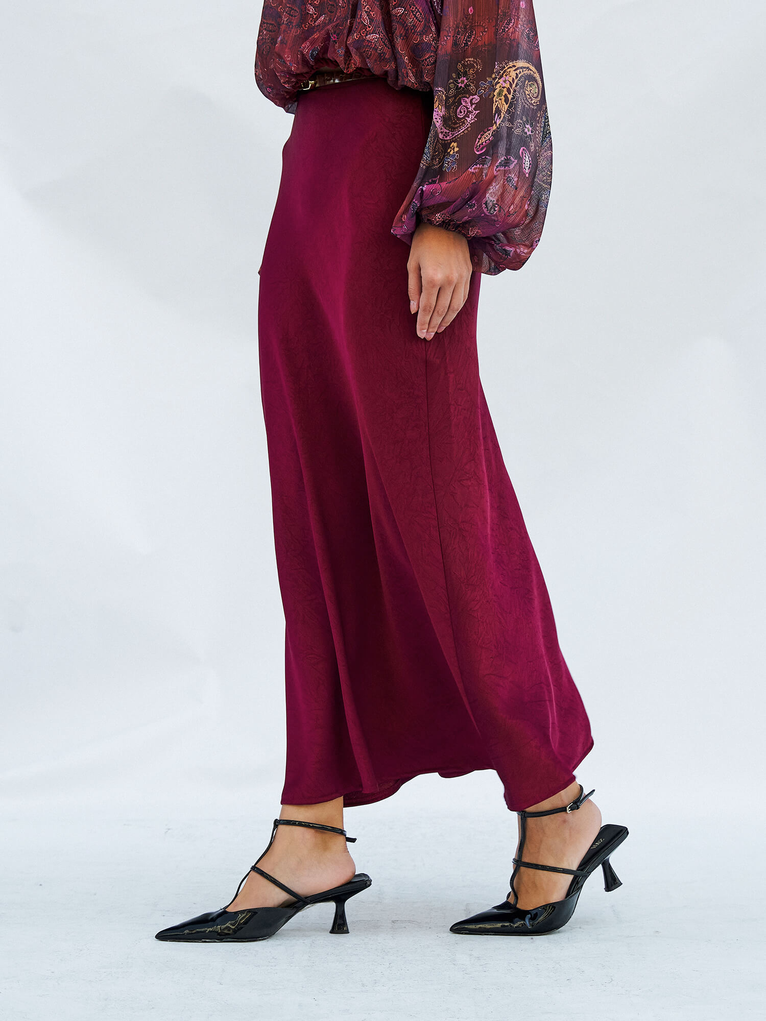 041096 Beli Kemerli Saten Etek