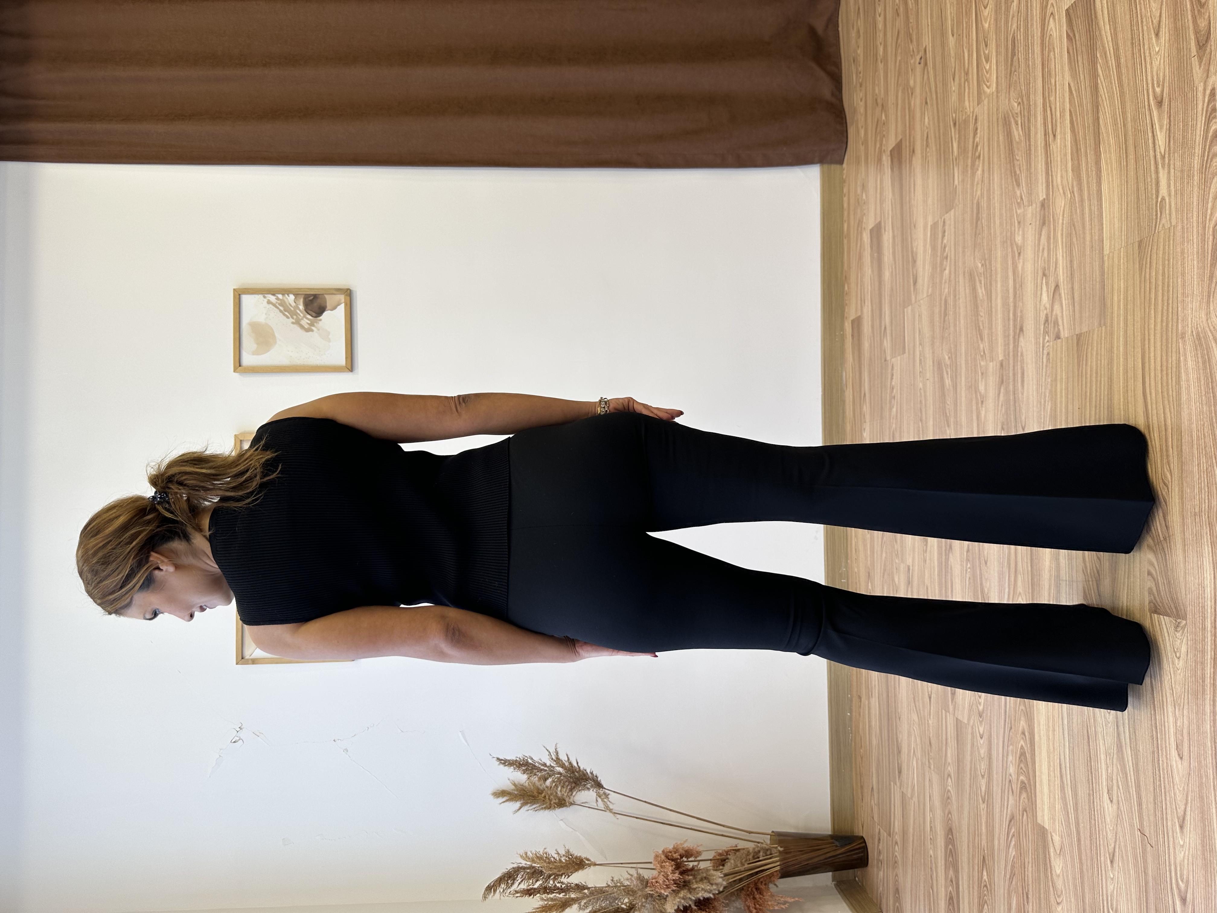 Kolsuz Taşlı Triko Bluz