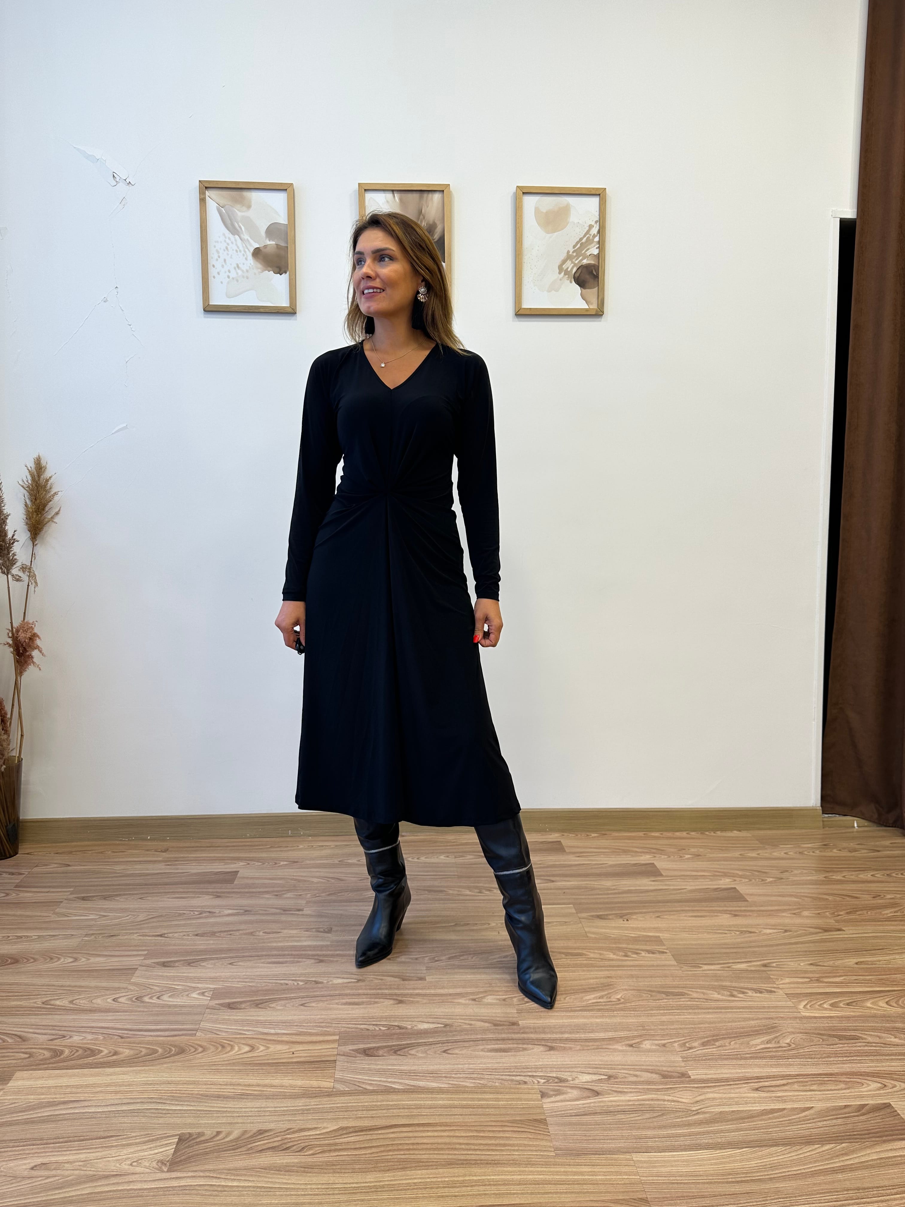 V Yaka Ön Büzgülü Uzun Elbise