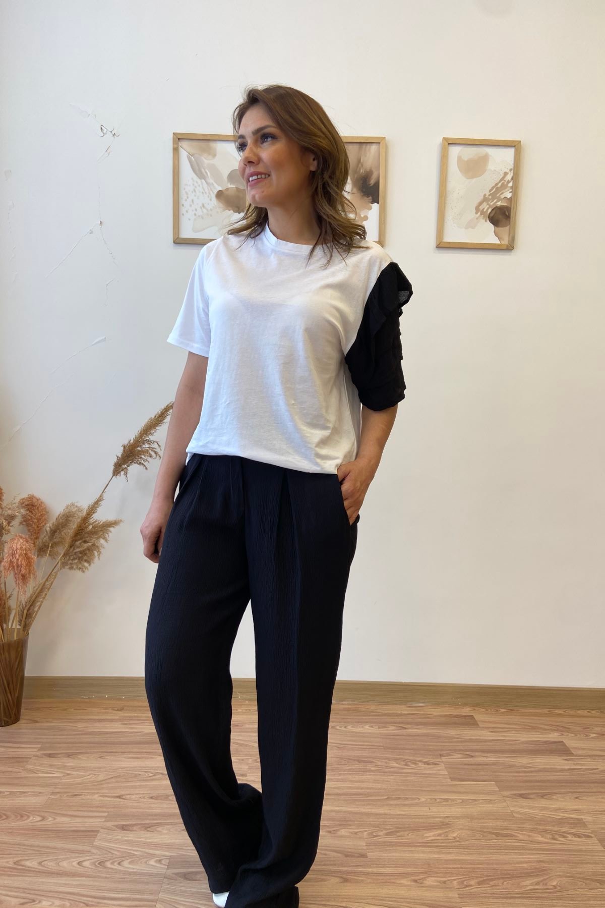 Fırfır Detaylı Tshirt Pantolon İkili Takım