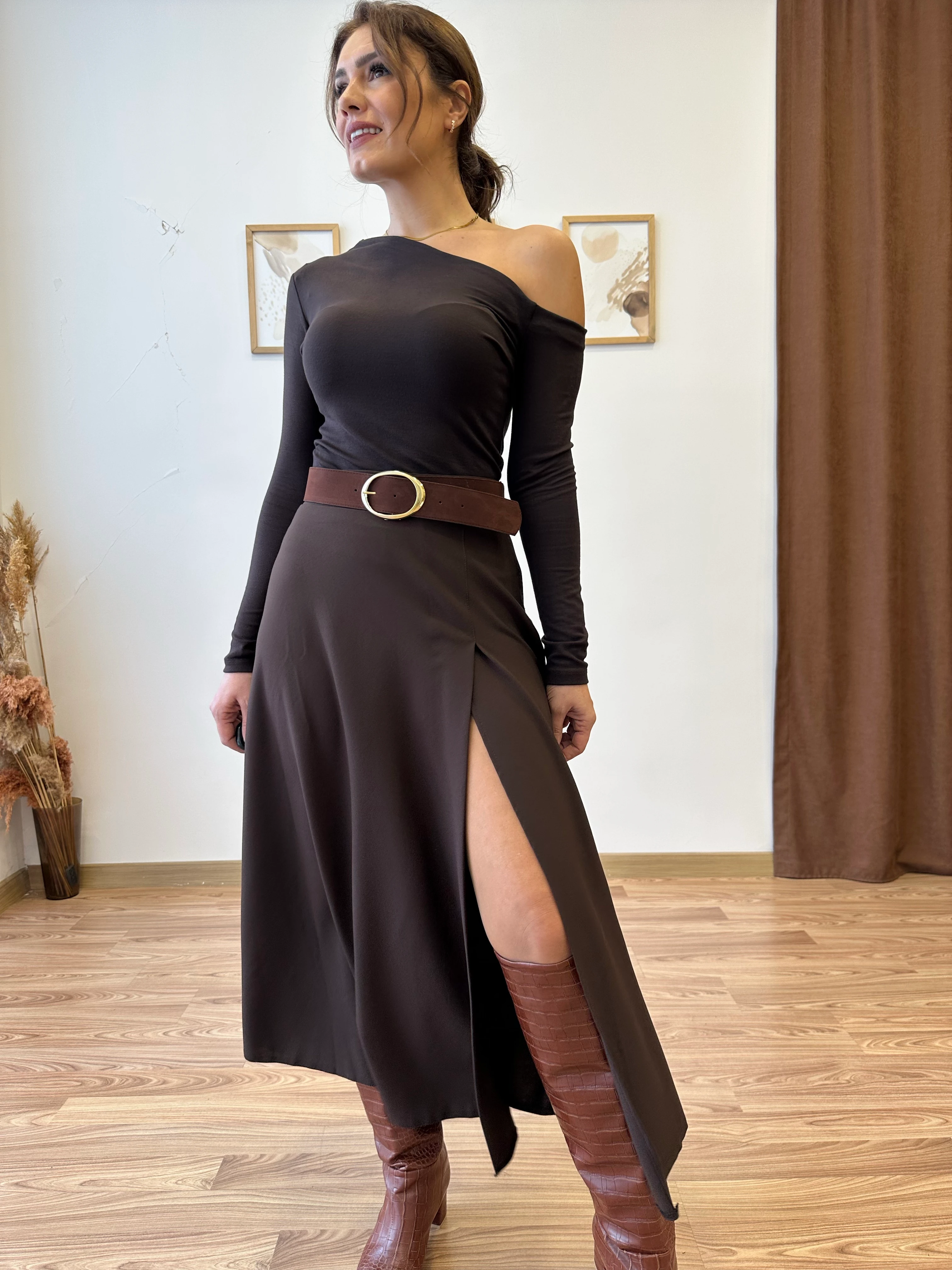 Yırtmaçlı Uzun Etek