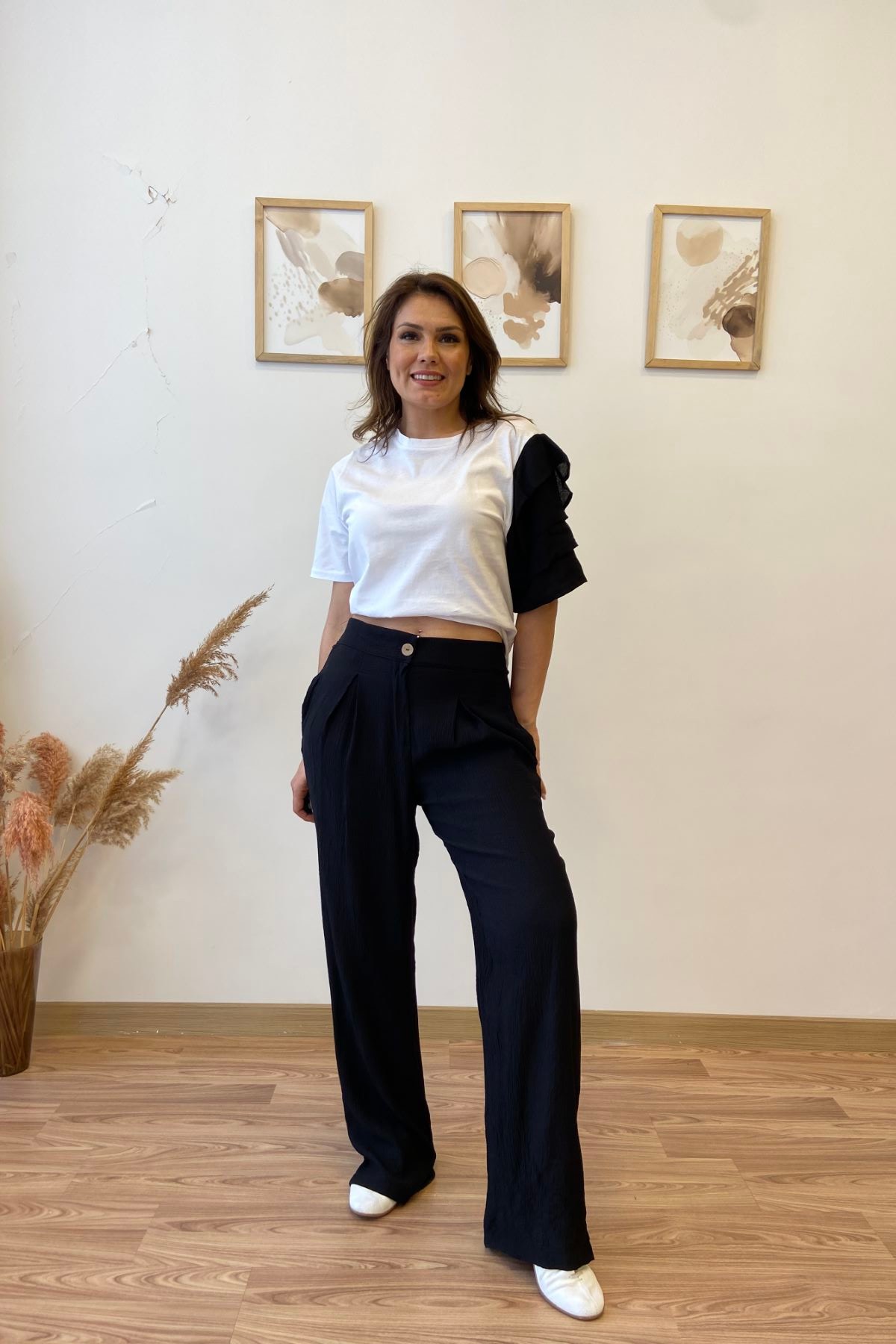 Fırfır Detaylı Tshirt Pantolon İkili Takım