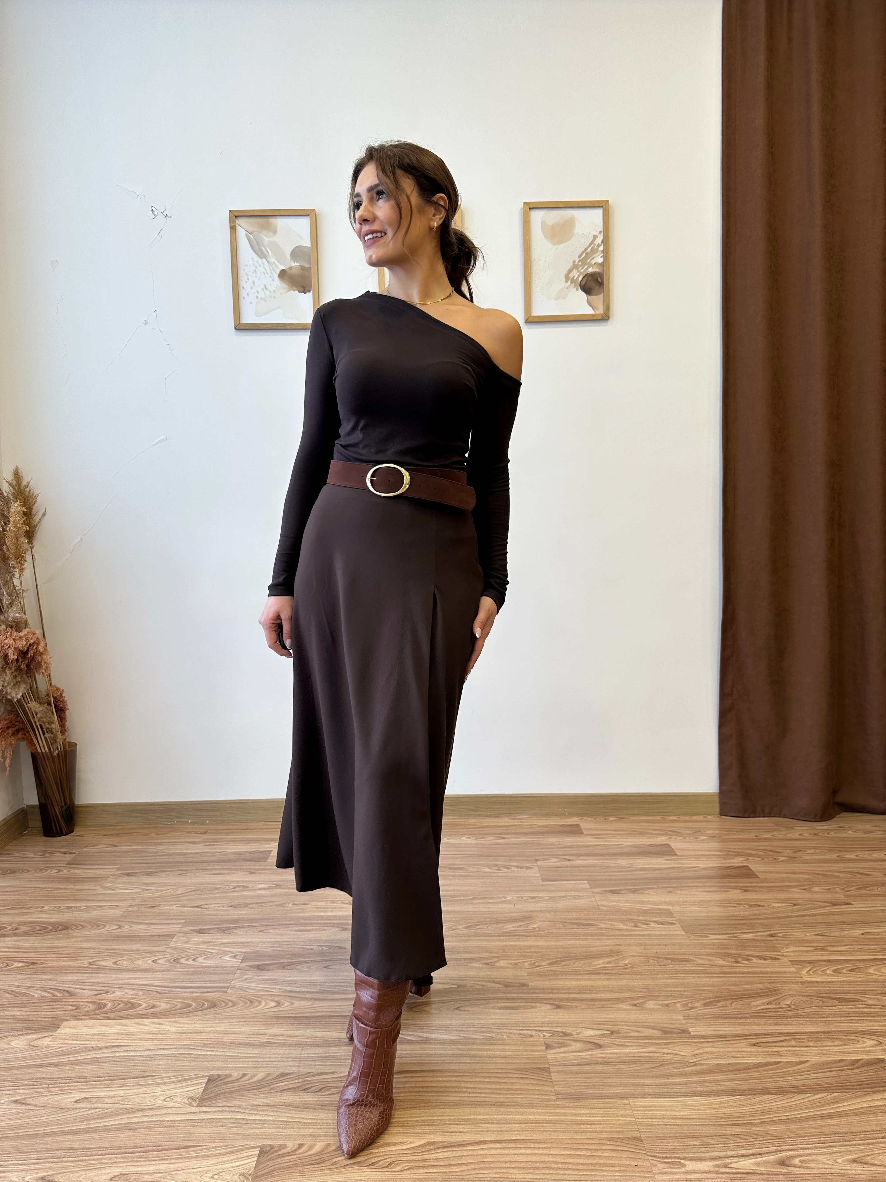 Yırtmaçlı Uzun Etek