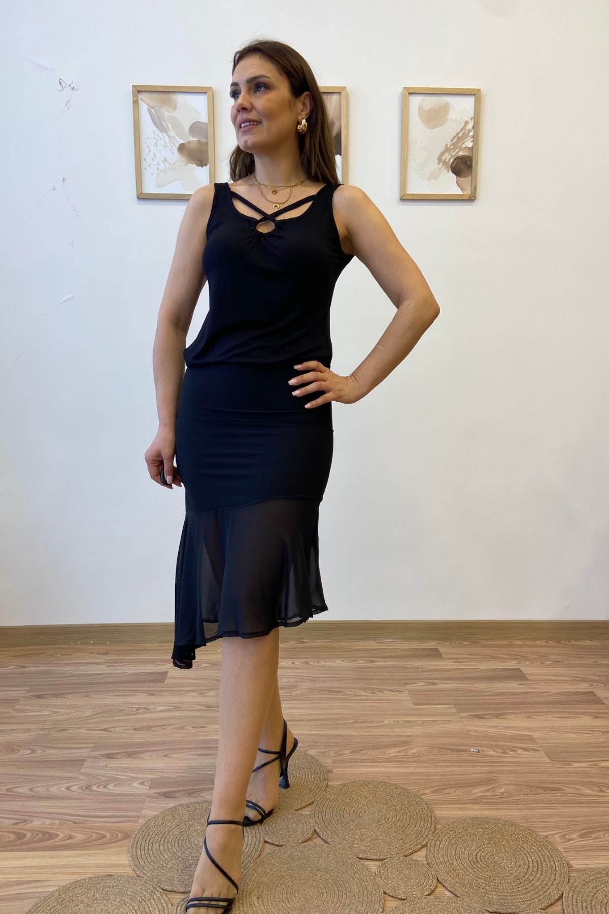 Çarpraz Şeritli Askılı Bluz