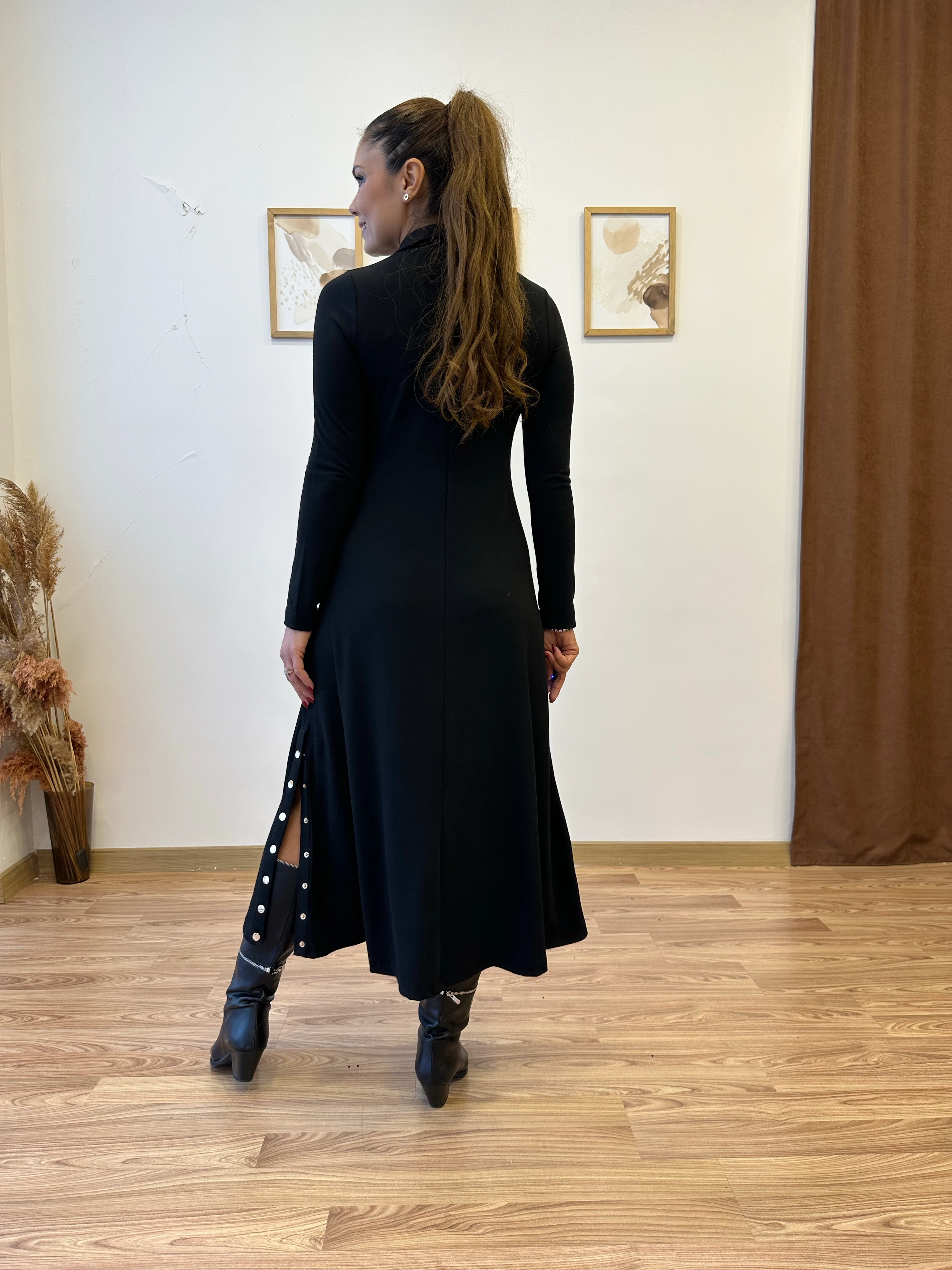 Çıtçıt Detaylı Uzun Triko Elbise