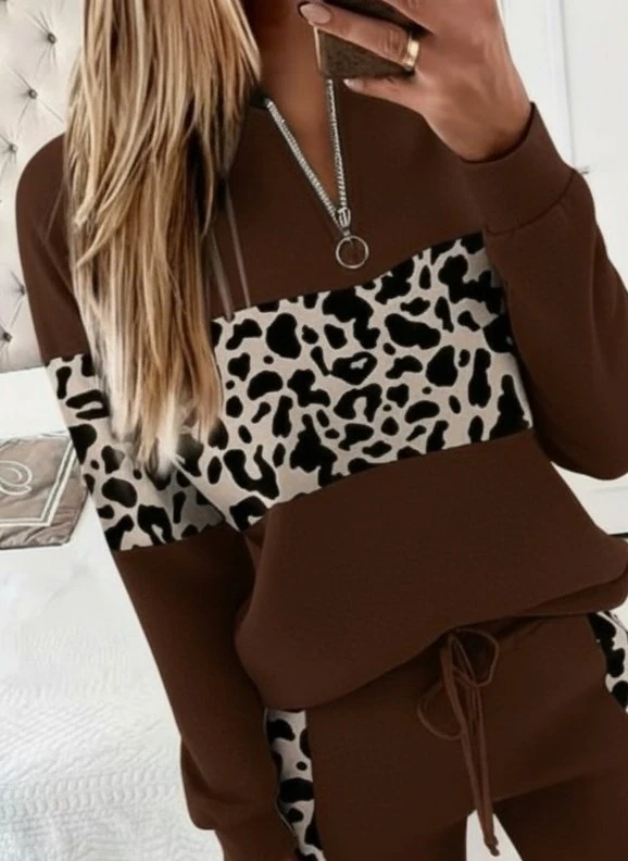 Leopar Detaylı Eşofman Takım