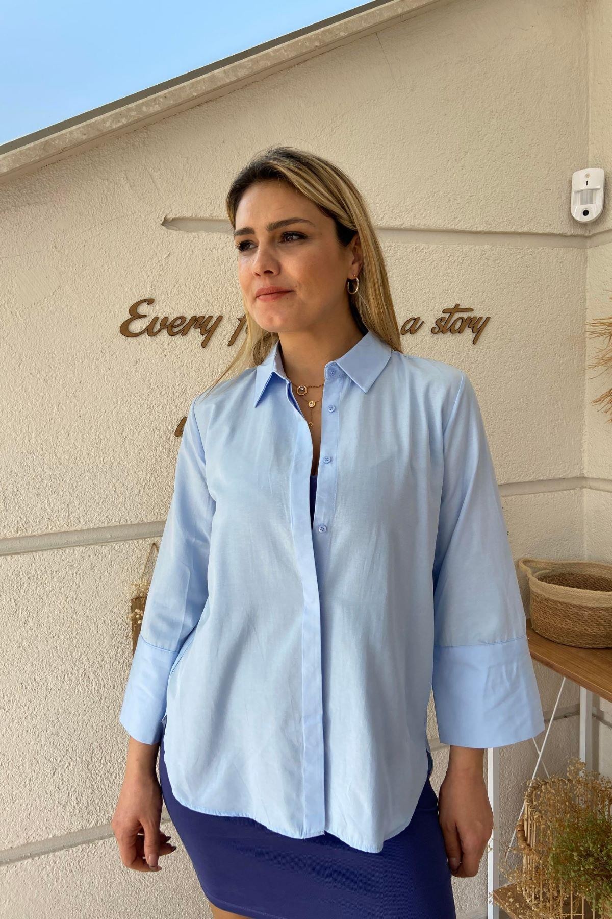Sırt Düğmeli Truvakar Kol Gömlek
