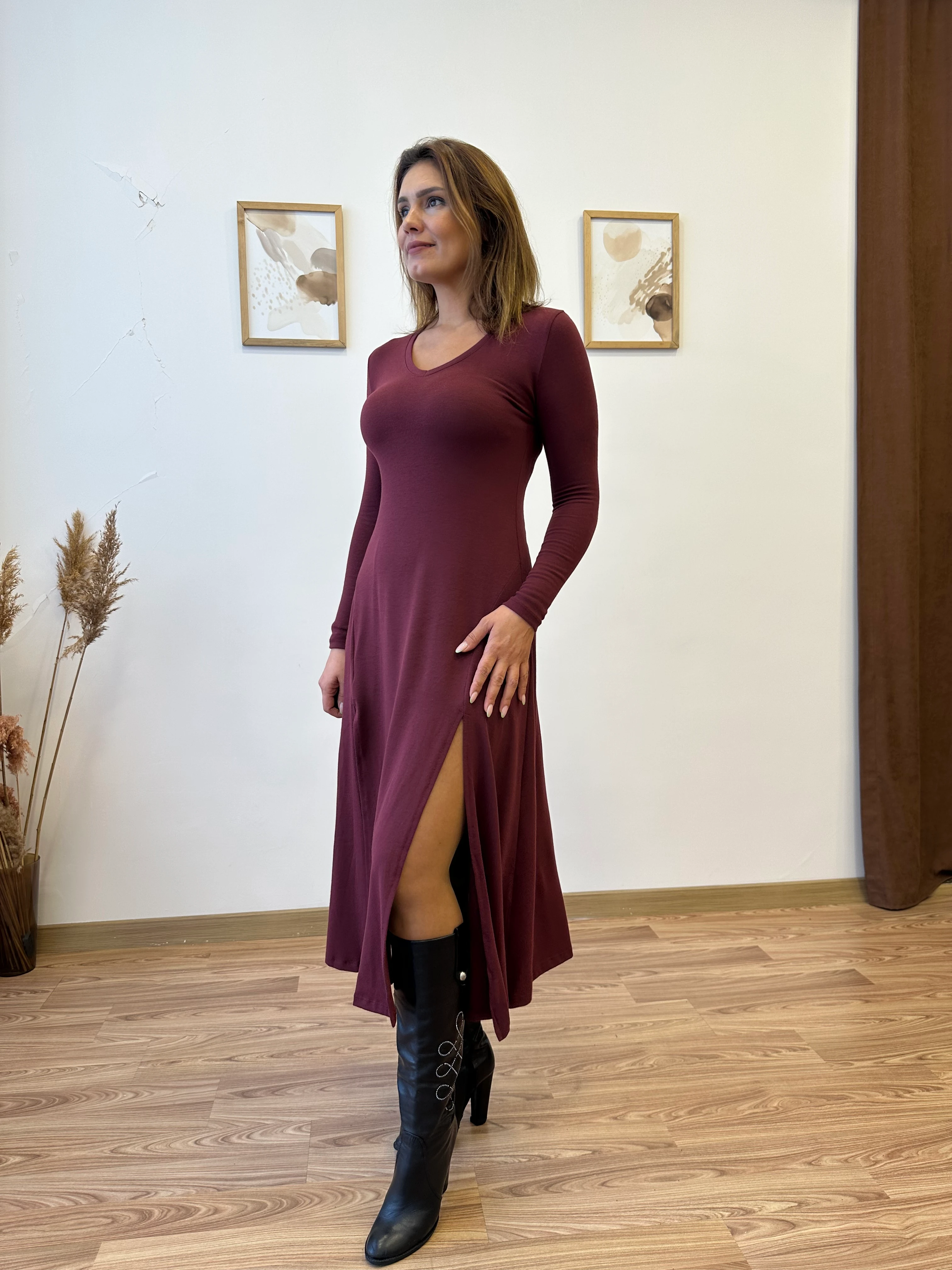 Çift Yırtmaçlı Midi Elbise