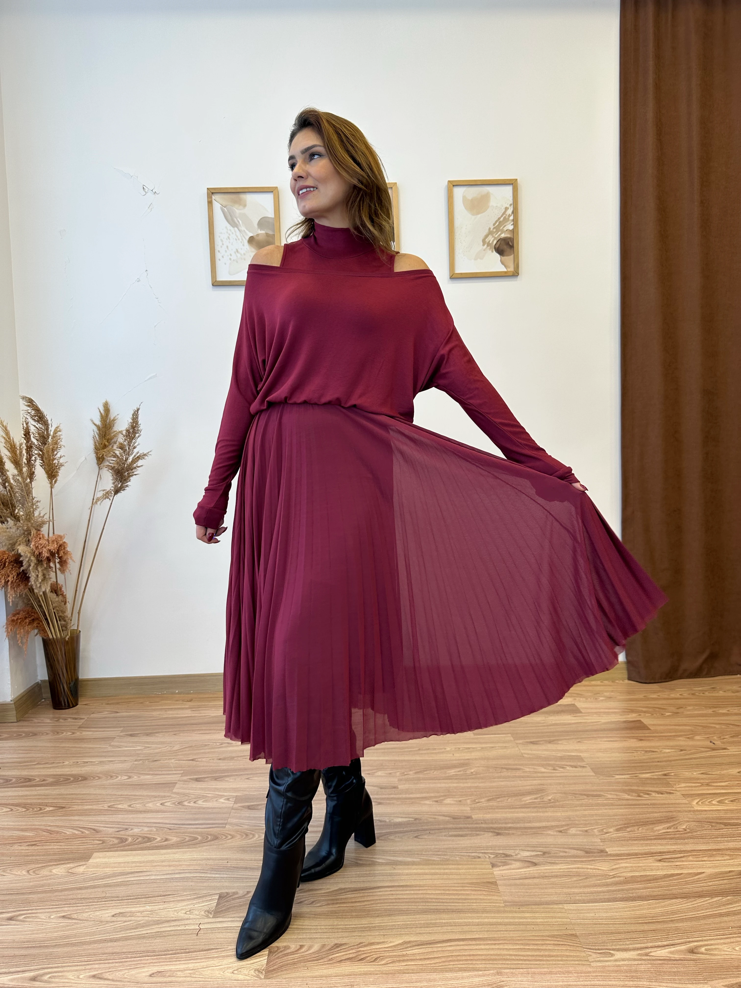 Boğazlı Piliseli İkili Elbise