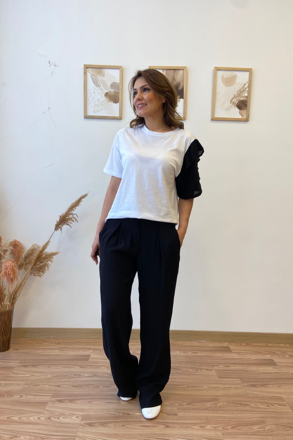Fırfır Detaylı Tshirt Pantolon İkili Takım